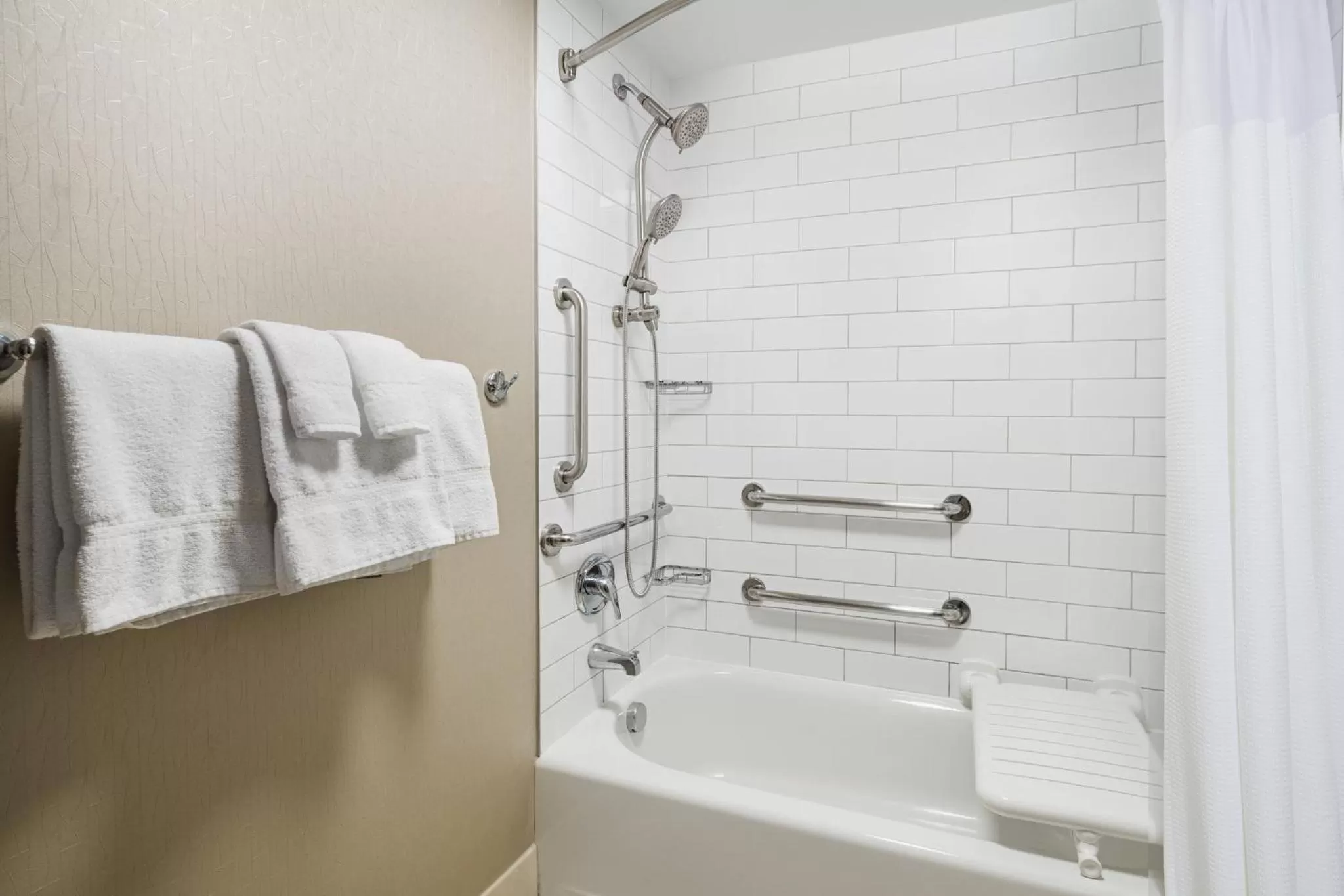 Bathroom in SpringHill Suites by Marriott Denver Airport