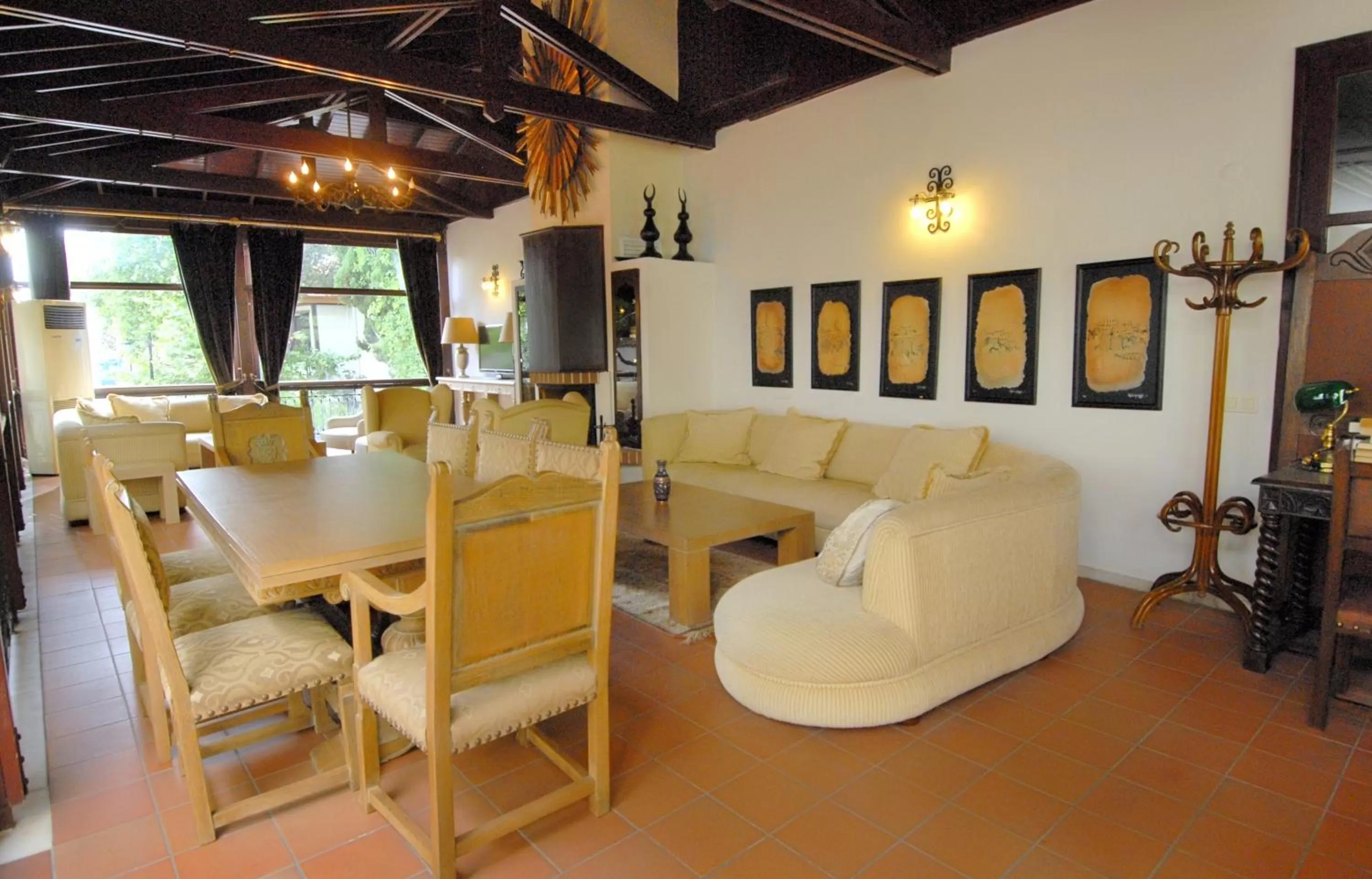 Lounge or bar in Aspen Hotel Kaleiçi