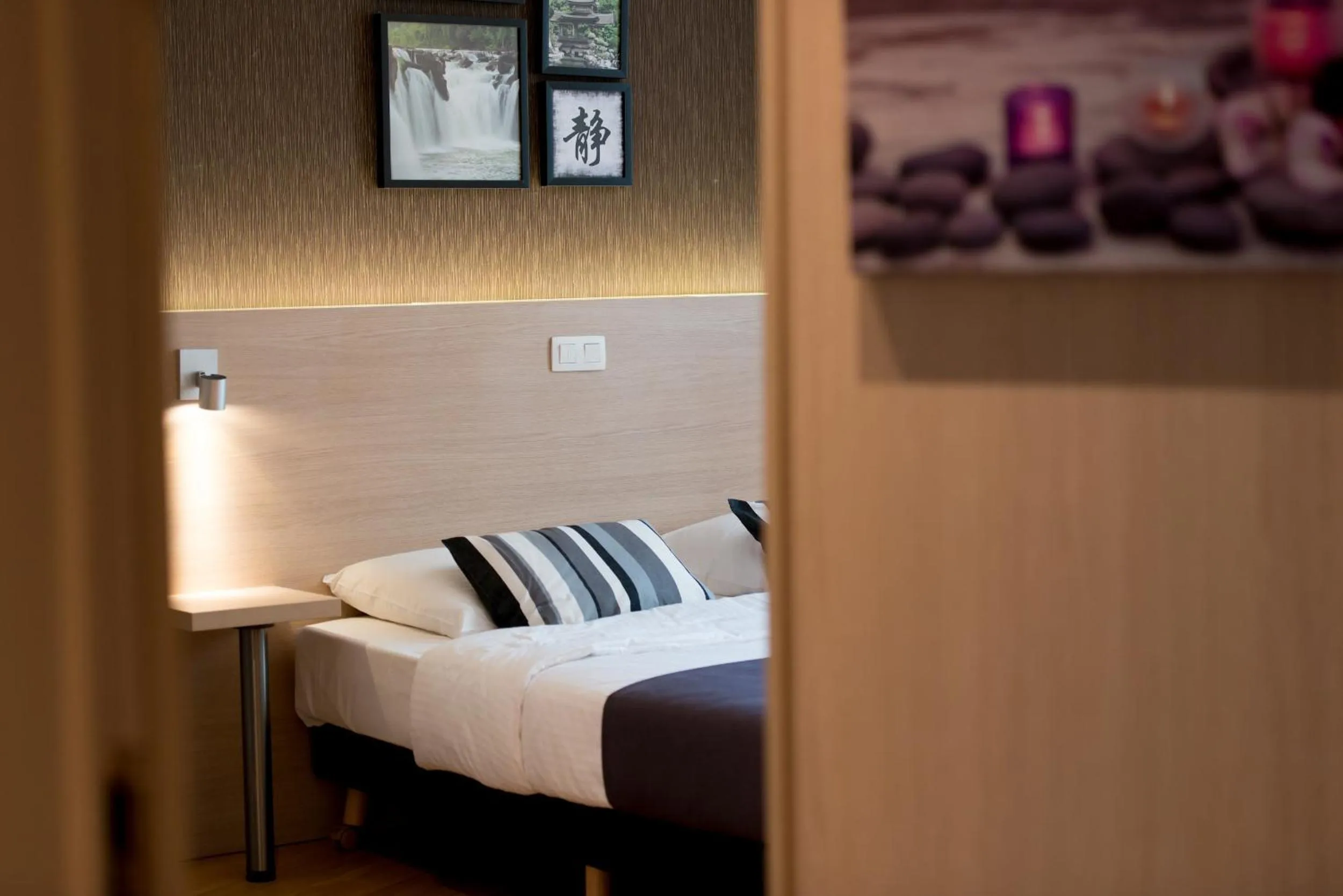 Bed in Univers Hotel Liege-Guillemins