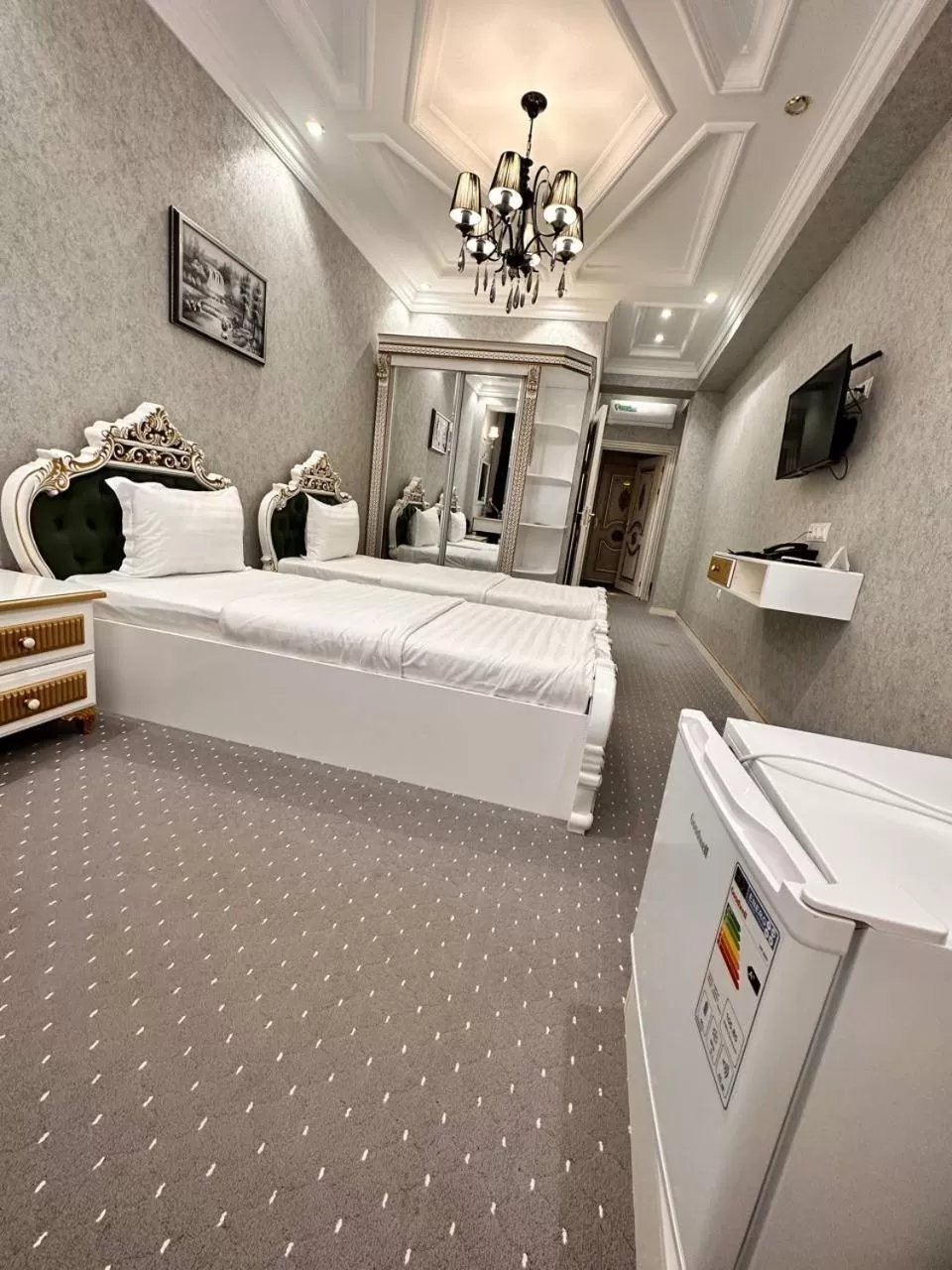 Photo of the whole room, Bed in Suleyman hotel