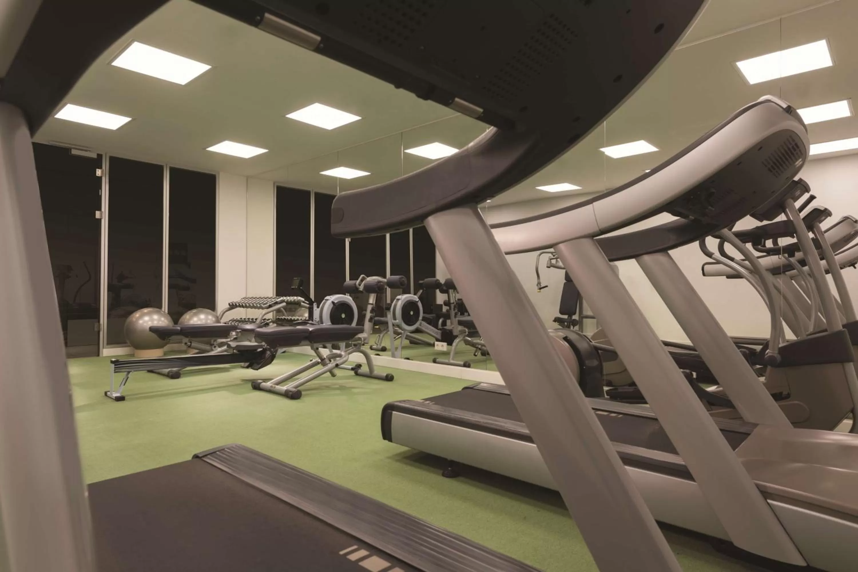 Spa and wellness centre/facilities in Adina Apartment Hotel Berlin Hackescher Markt