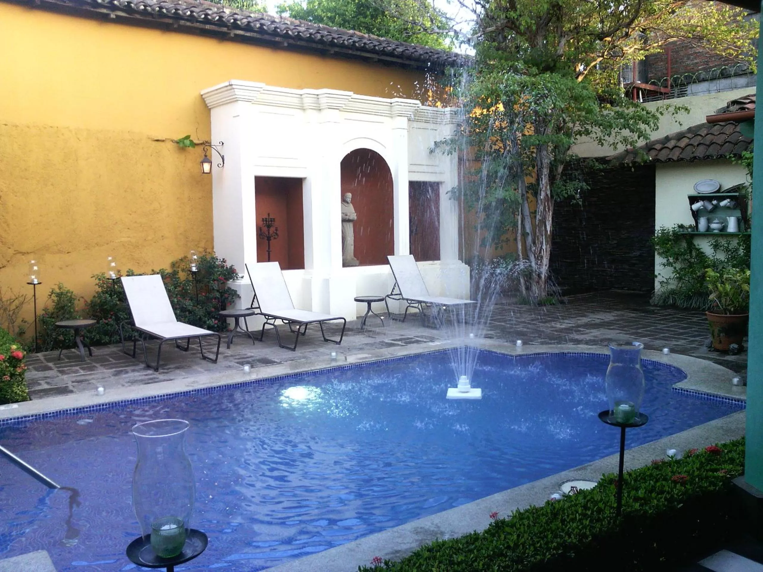 Swimming pool in Hotel El Convento Leon Nicaragua