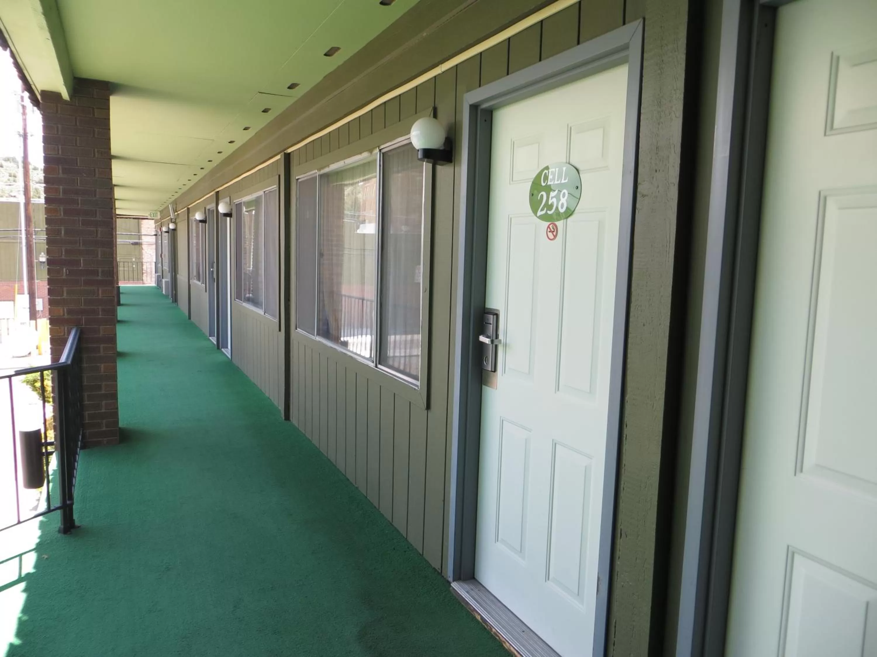 Facade/entrance in Jailhouse Motel and Casino