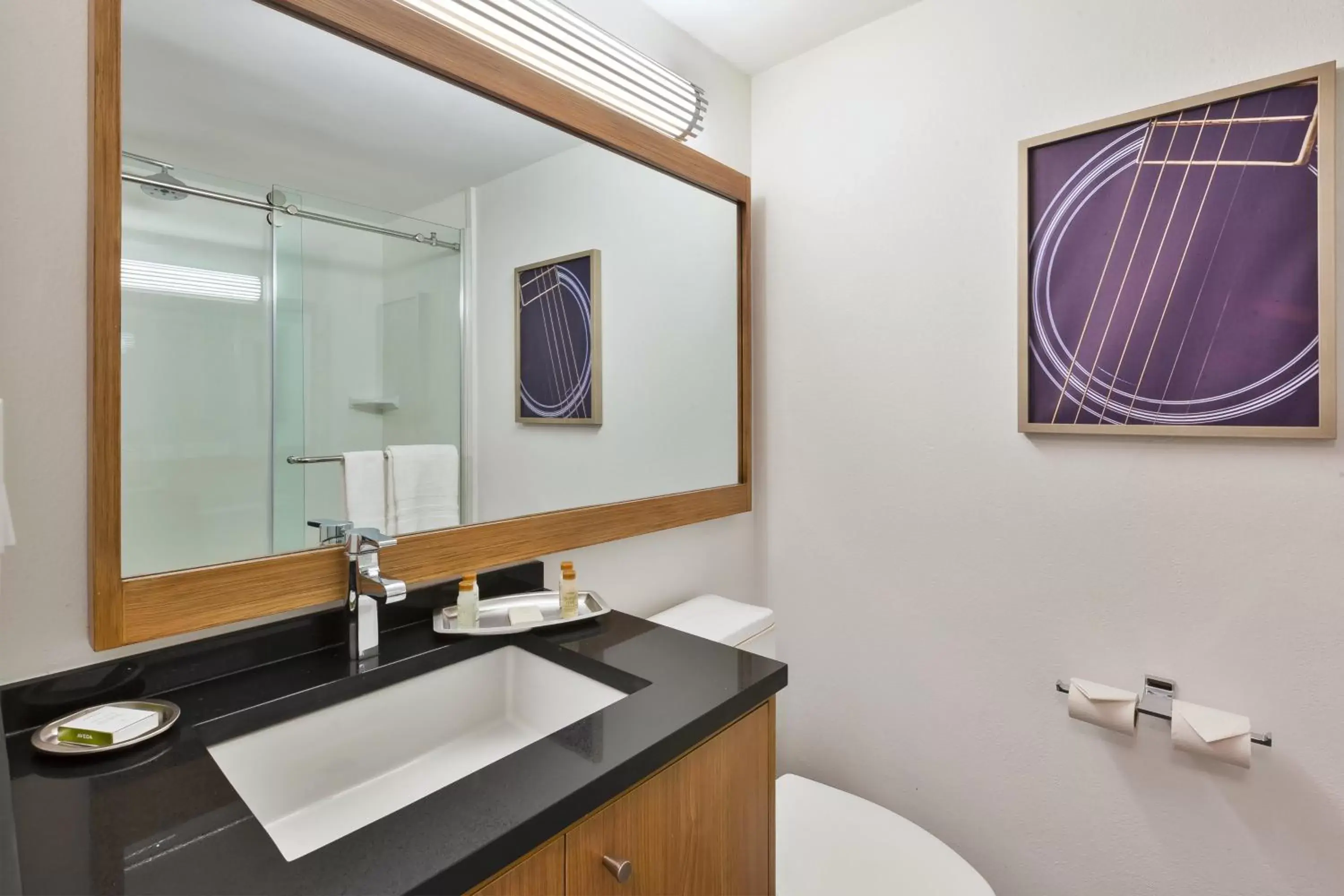 Standard Room with Two Queen Beds in Hotel Indigo Detroit Downtown by IHG Standard Room with Two Queen Beds in Hotel Indigo Detroit Downtown by IHG