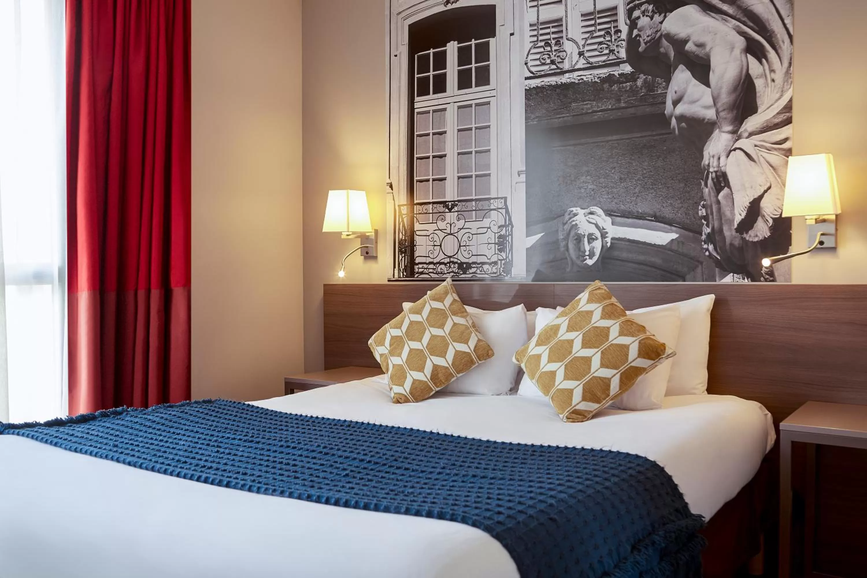 Bedroom, Bed in Aparthotel Adagio Aix-en-Provence Centre