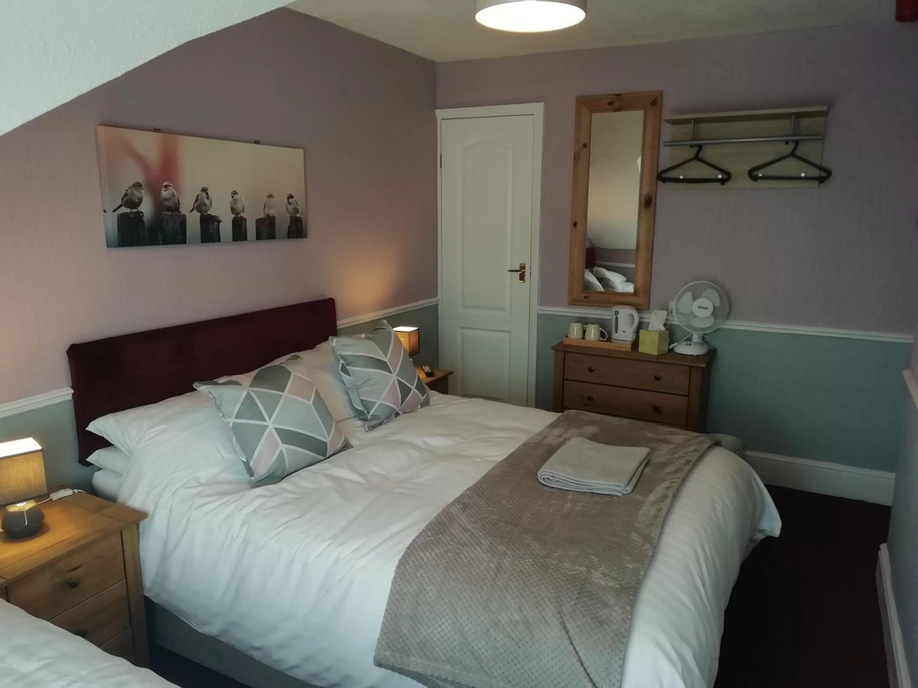 Bed in Shirley Heights Hotel