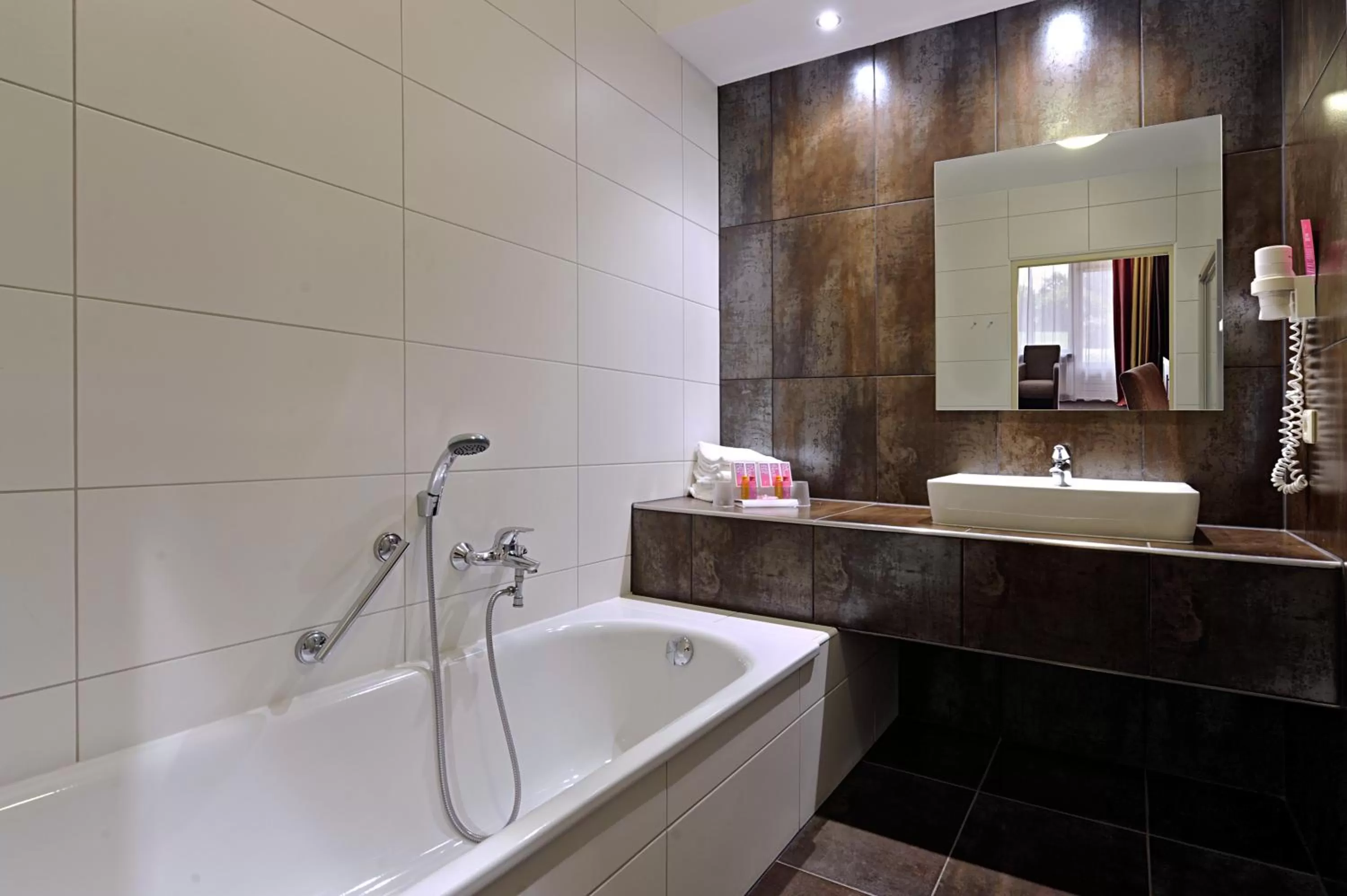 Bathroom in Van der Valk Hotel Groningen Zuidbroek