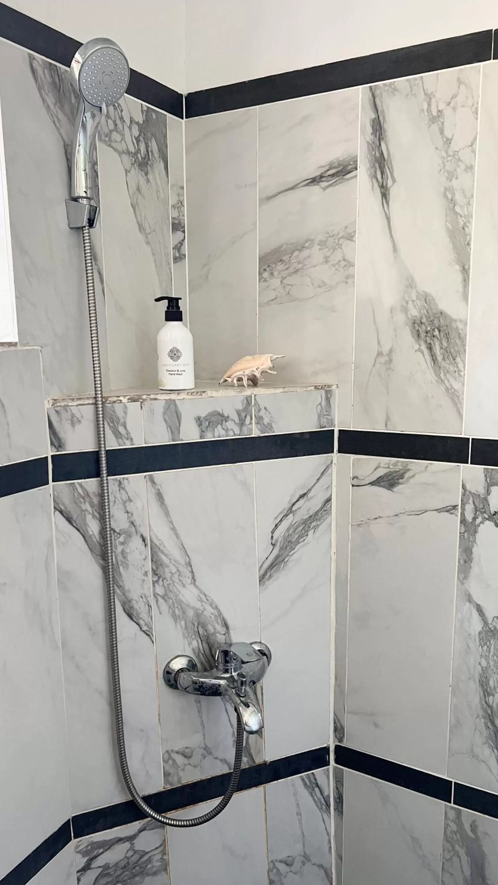 Winter in Seashore Villa