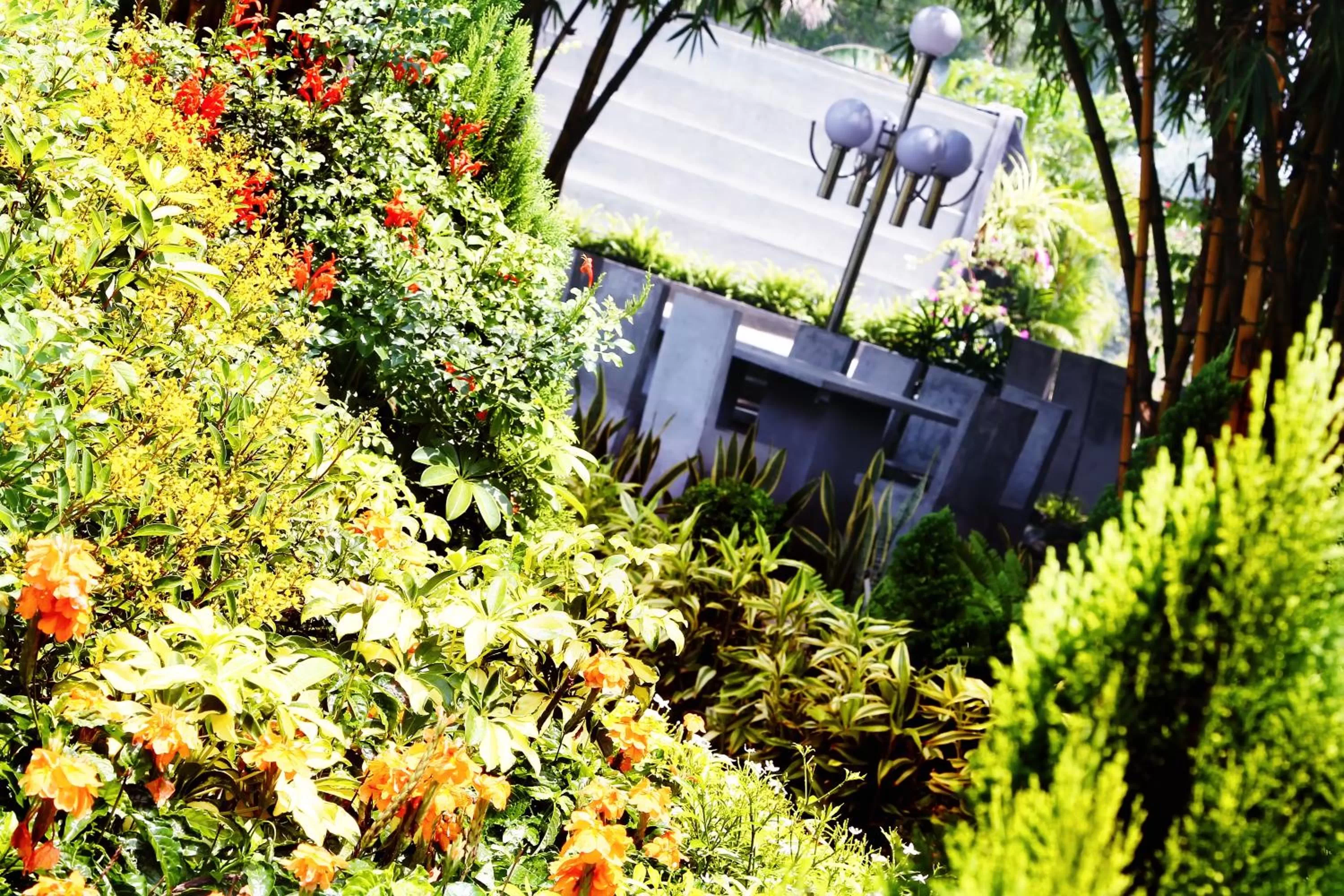 Opulent River Face Hotel