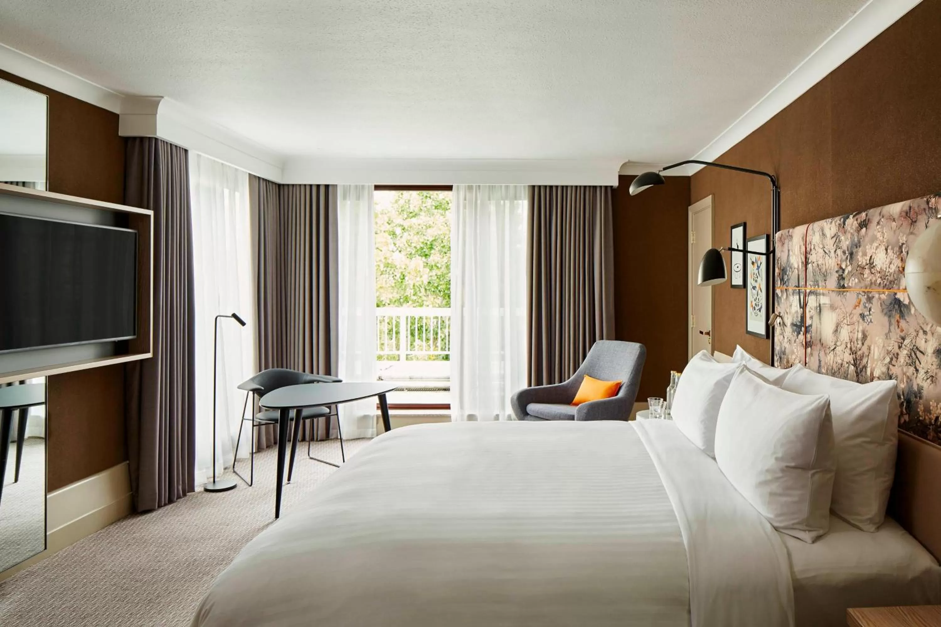 Photo of the whole room, Bed in London Marriott Hotel Regents Park