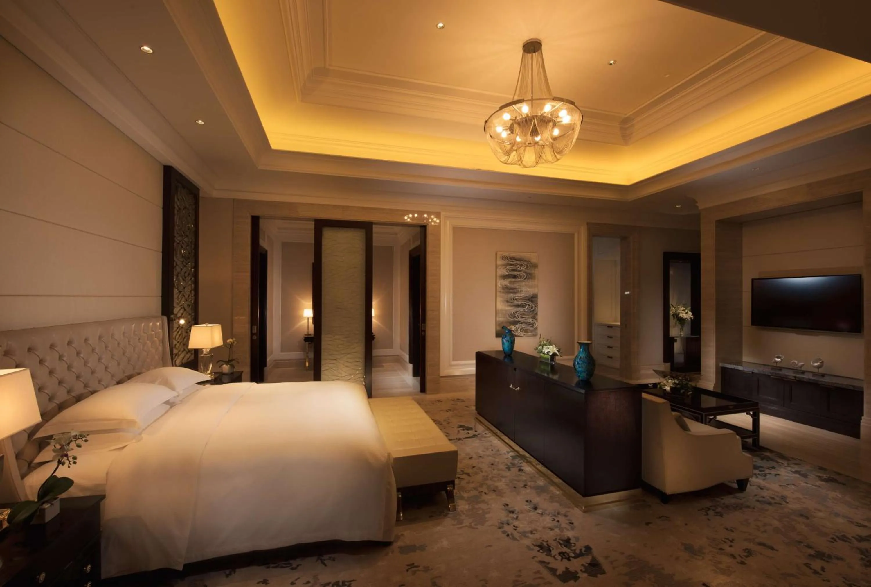 Bedroom, Bed in Hilton Haikou Meilan - Beachfront Hotel