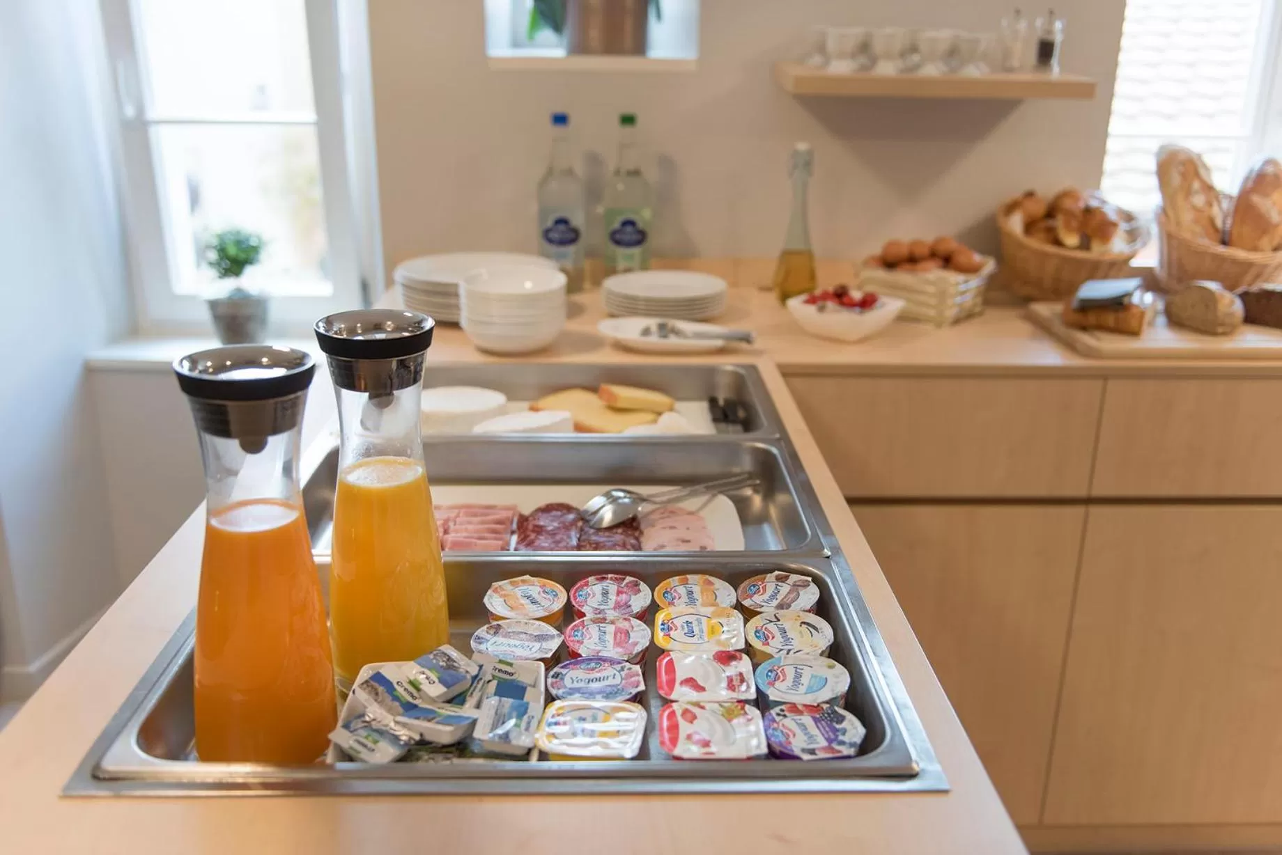 Continental breakfast in Hôtel du Théâtre, Boutique Hôtel