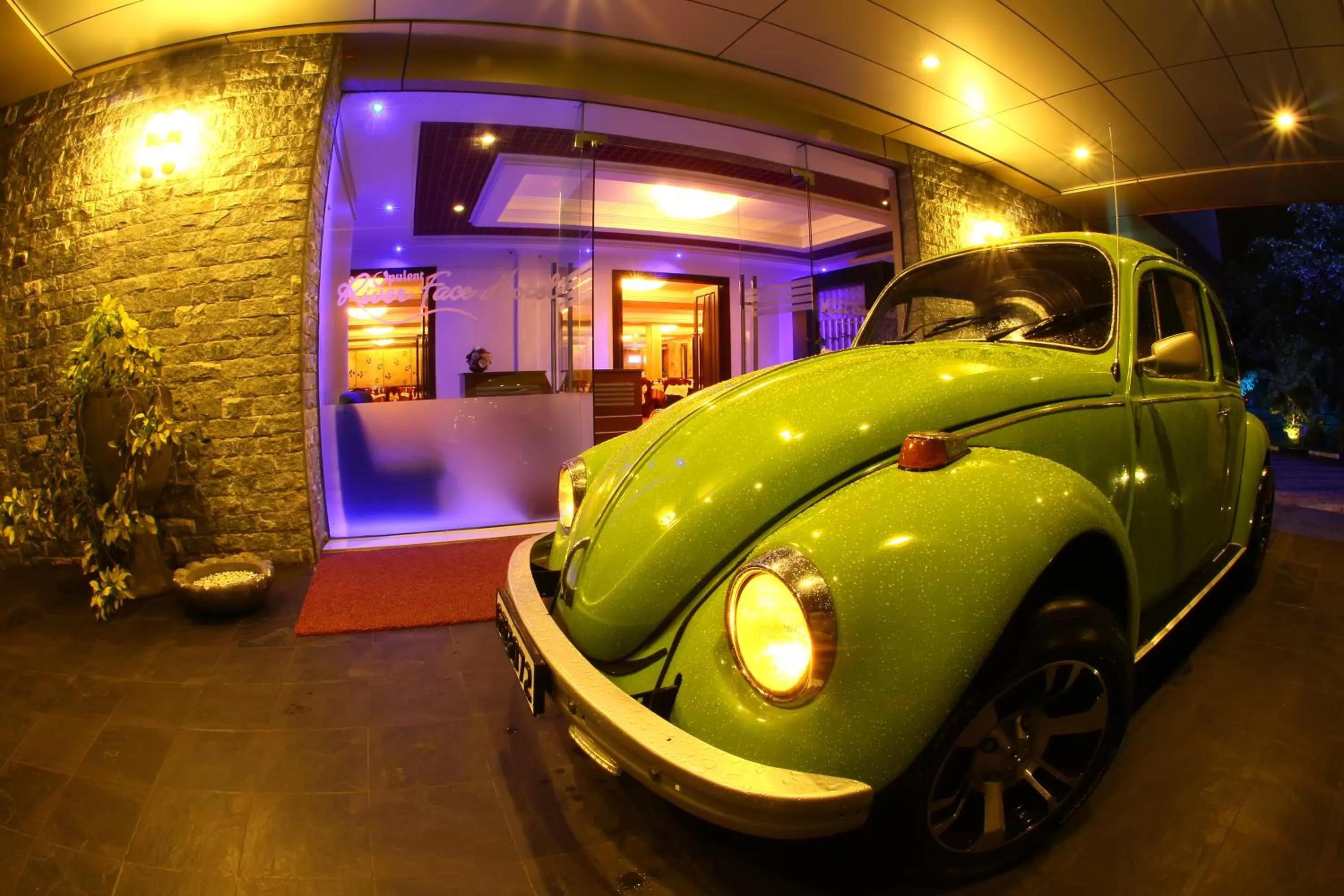 Opulent River Face Hotel