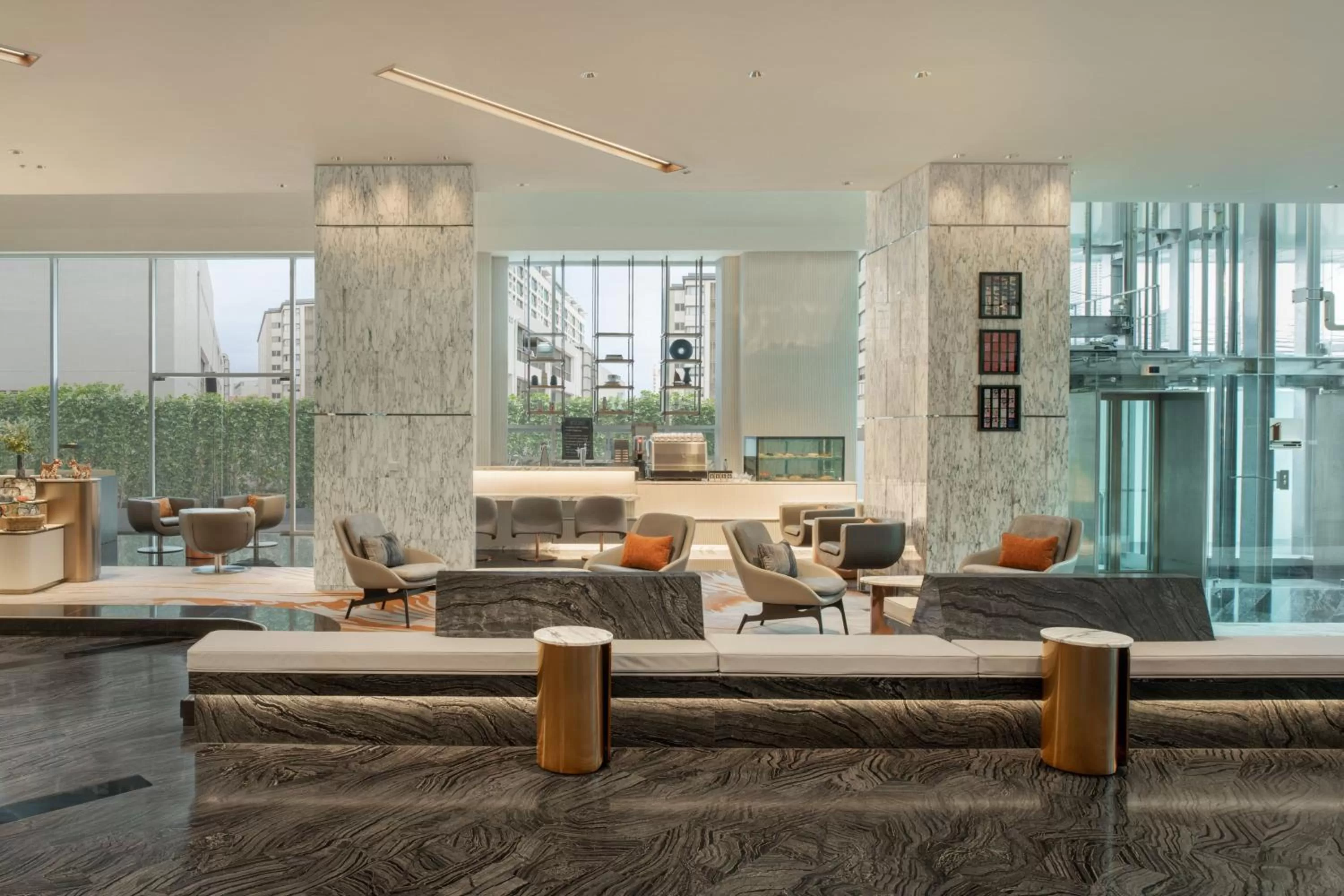 Restaurant/places to eat in Le Meridien Bangkok