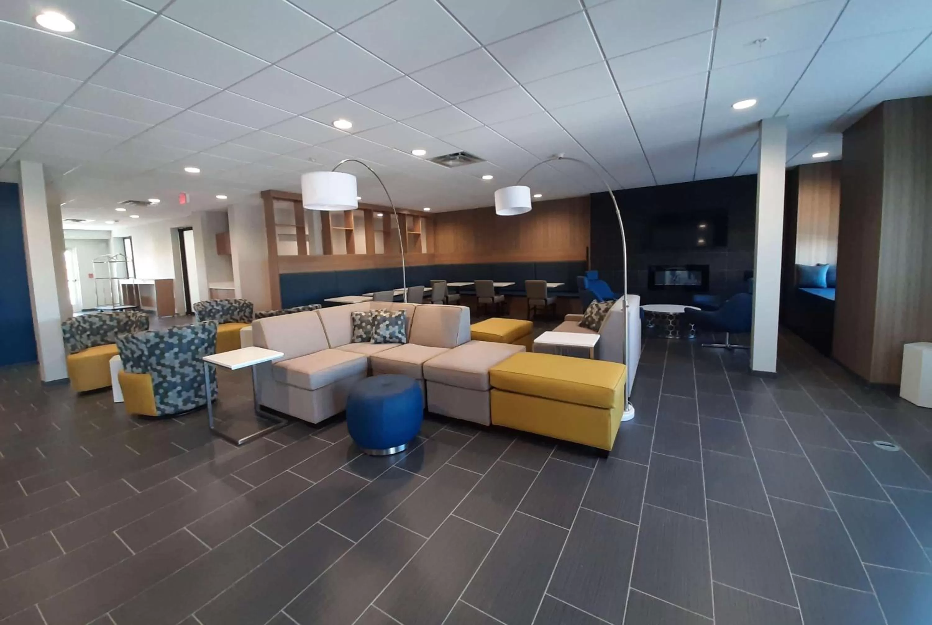 Lobby or reception in Microtel Inn & Suites by Wyndham Loveland