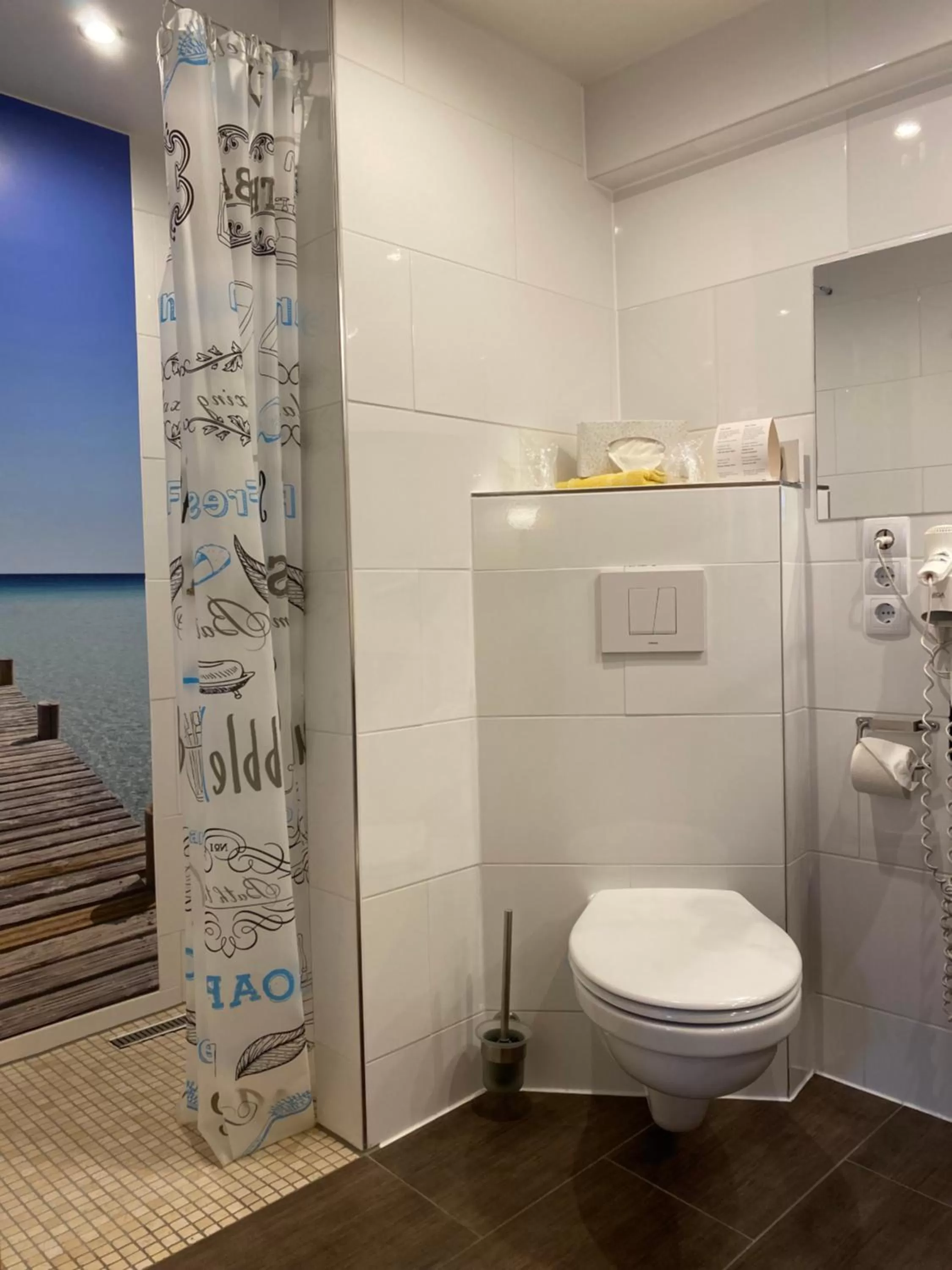 Bathroom in Marktplatzhotel - Restaurant Tafelspitz