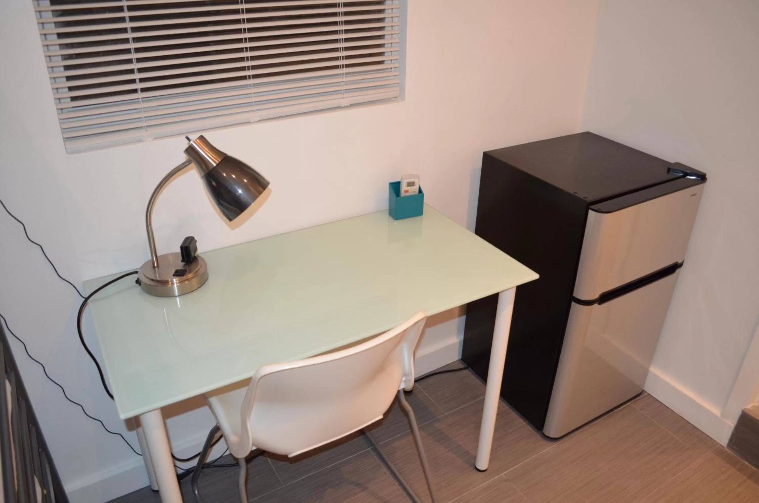 Decorative detail in Snooze