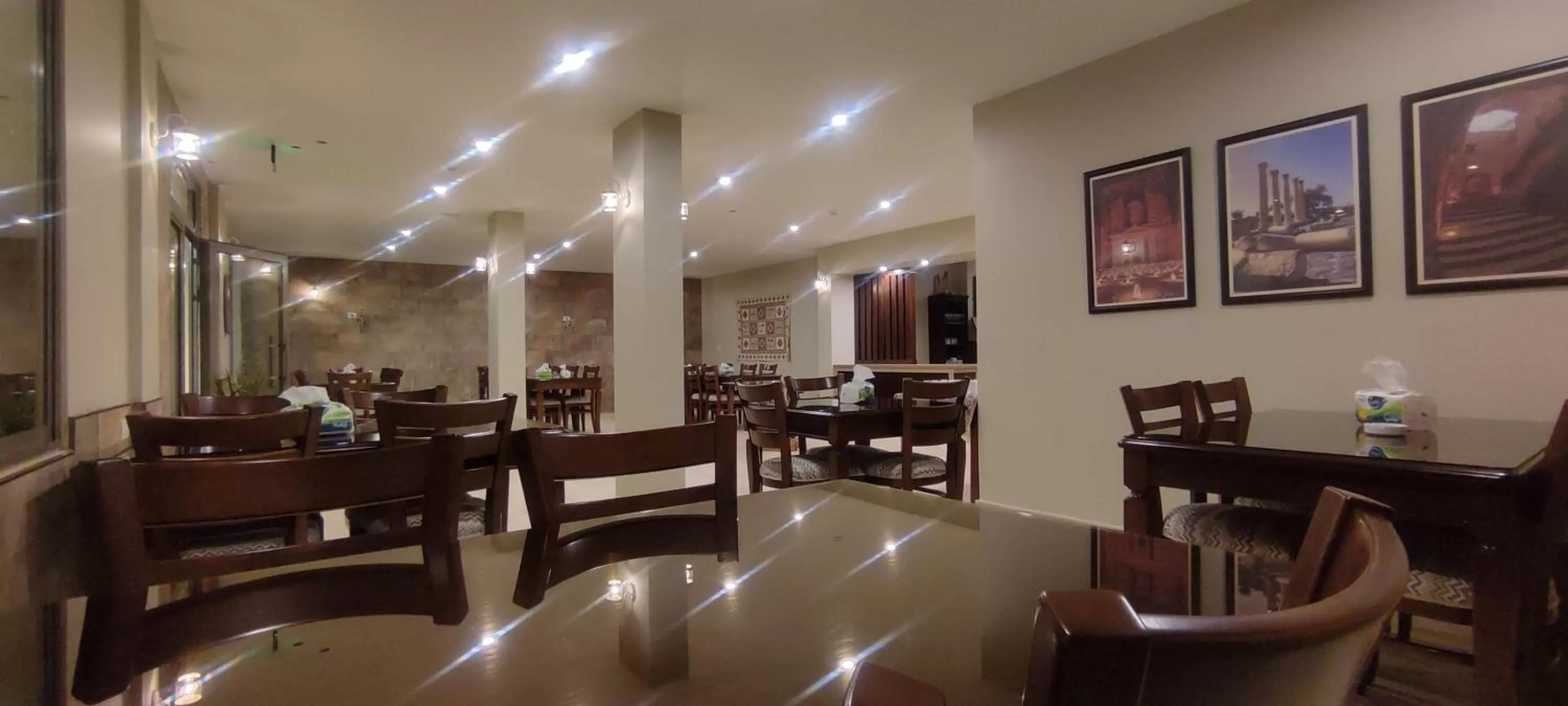 Black Iris Hotel