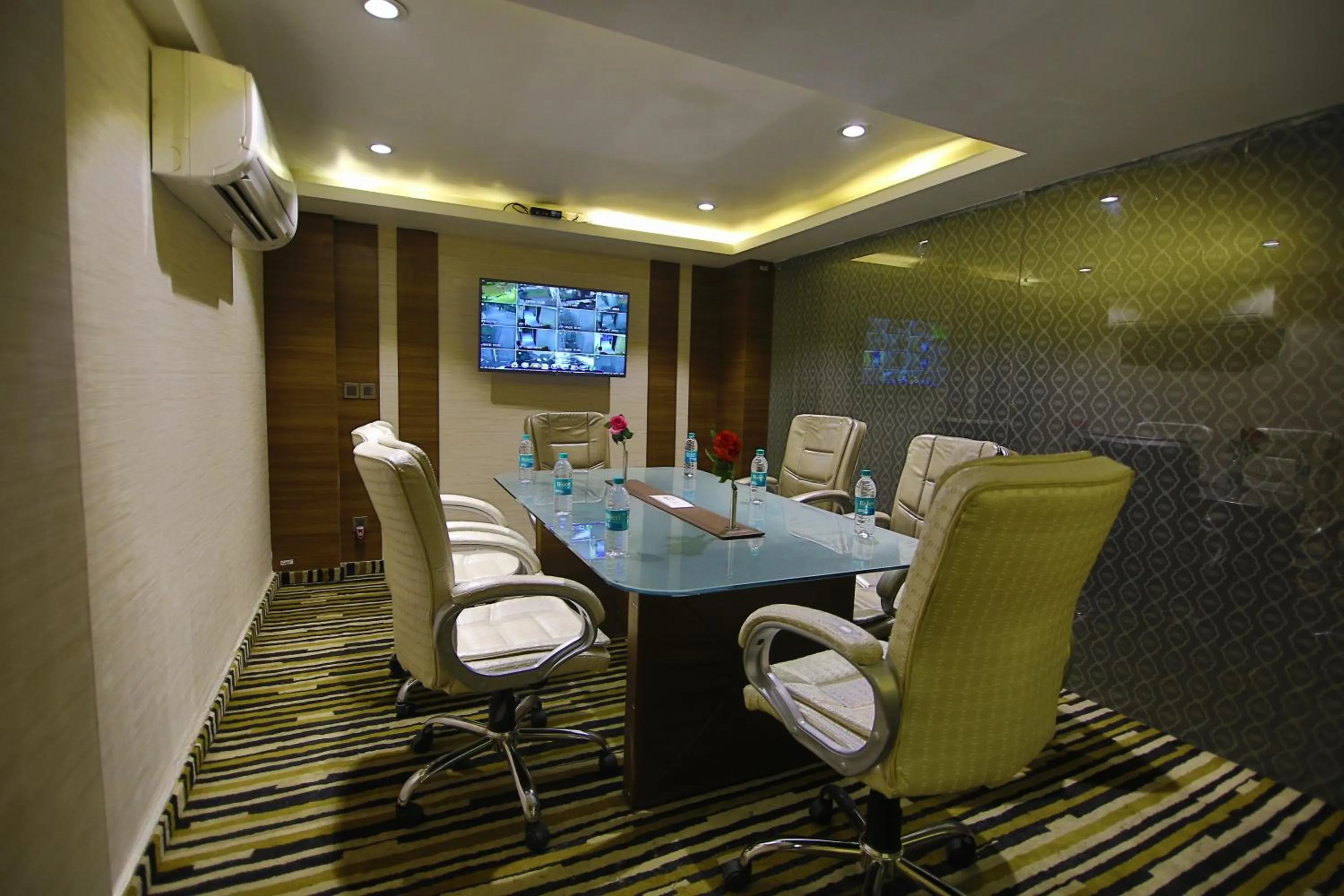 Business facilities in Hotel JRD Exotica-Business Hotel