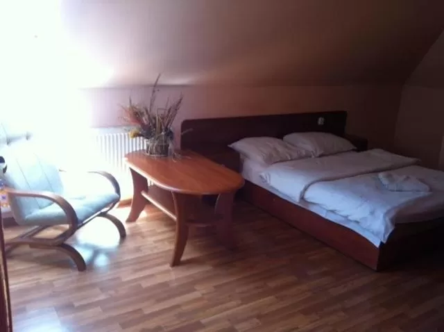 Photo of the whole room, Bed in Zajazd Pasja