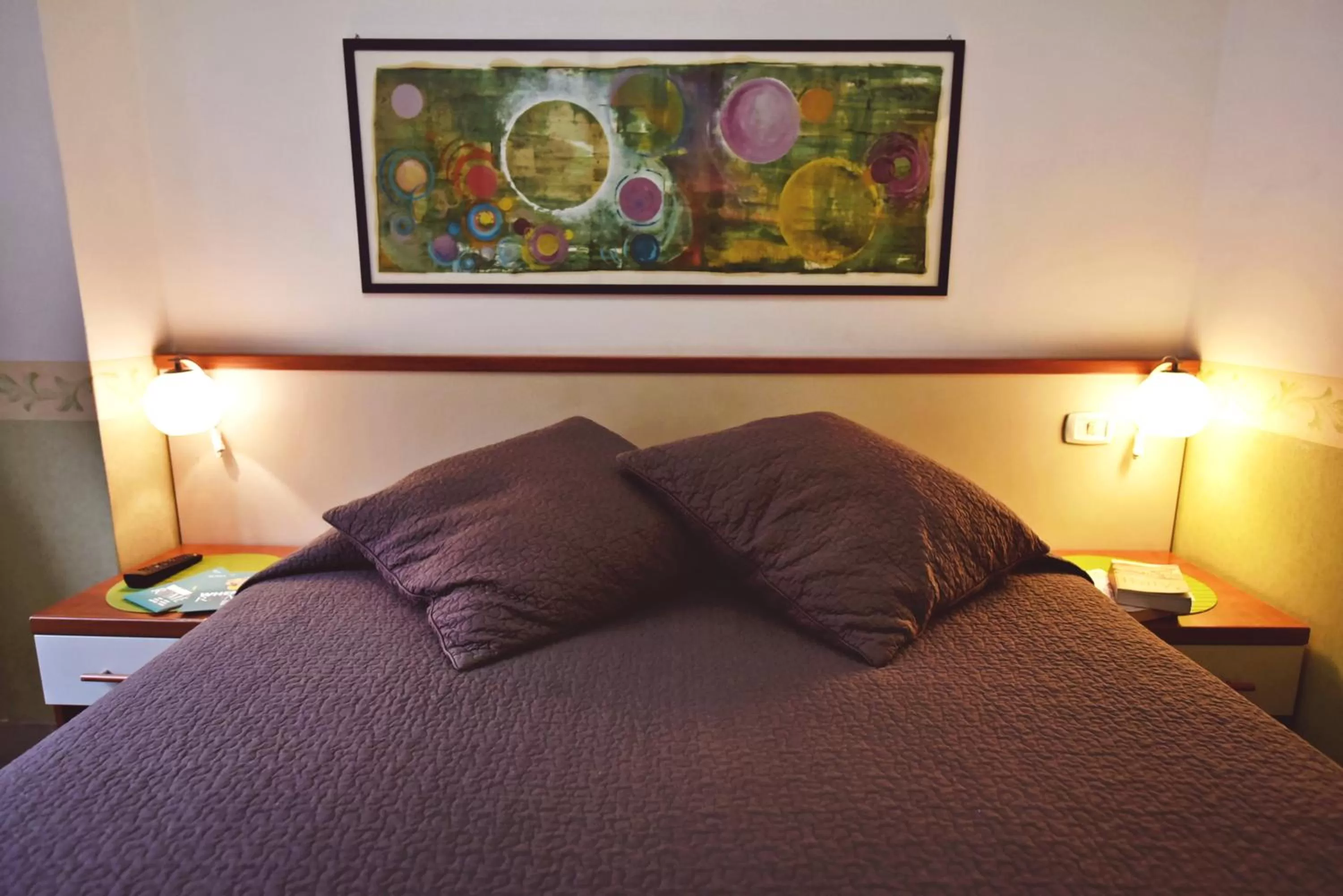 Photo of the whole room, Bed in Hotel Carmel