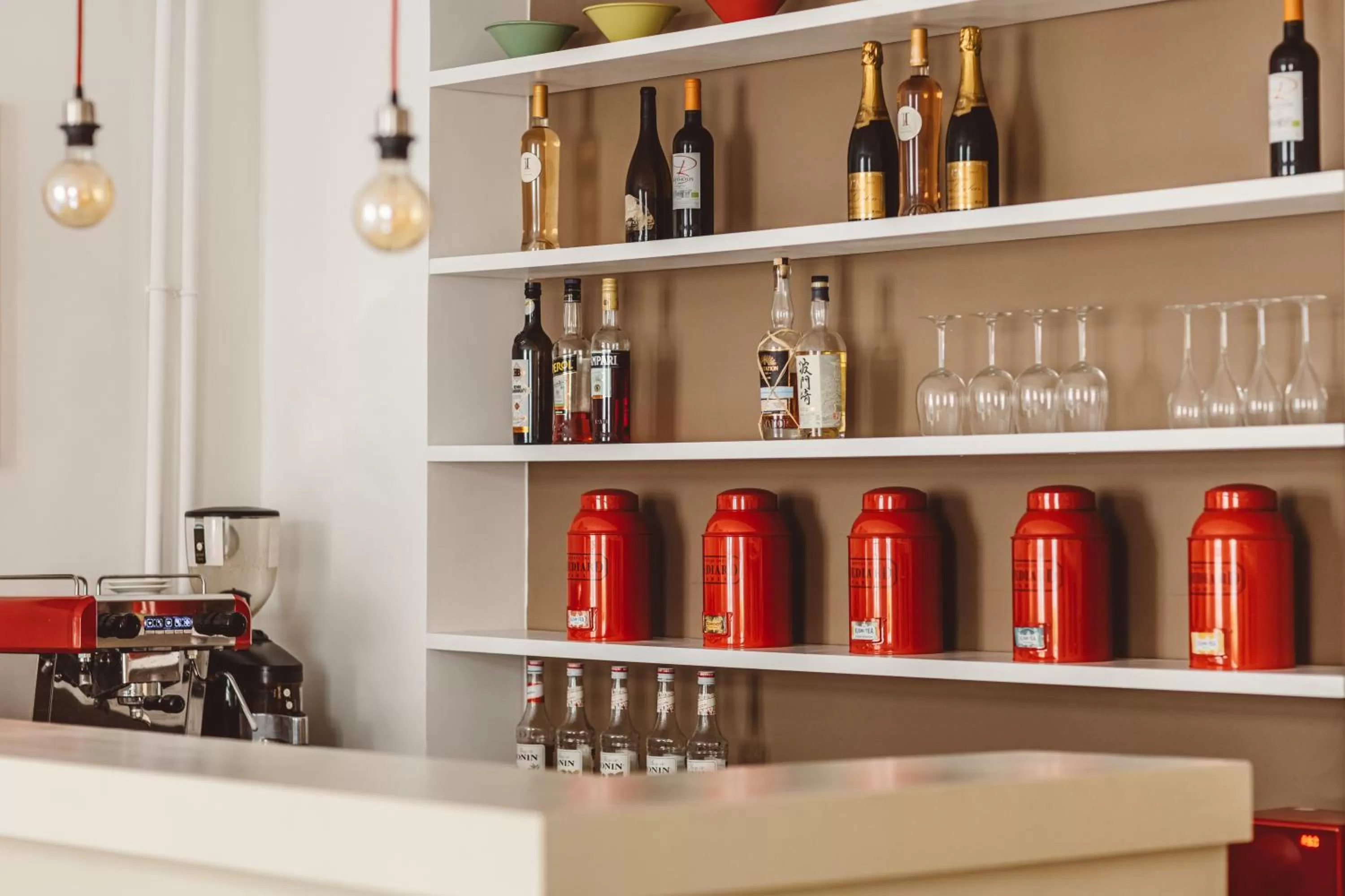 Lounge or bar in Hôtel Arvor Saint Georges