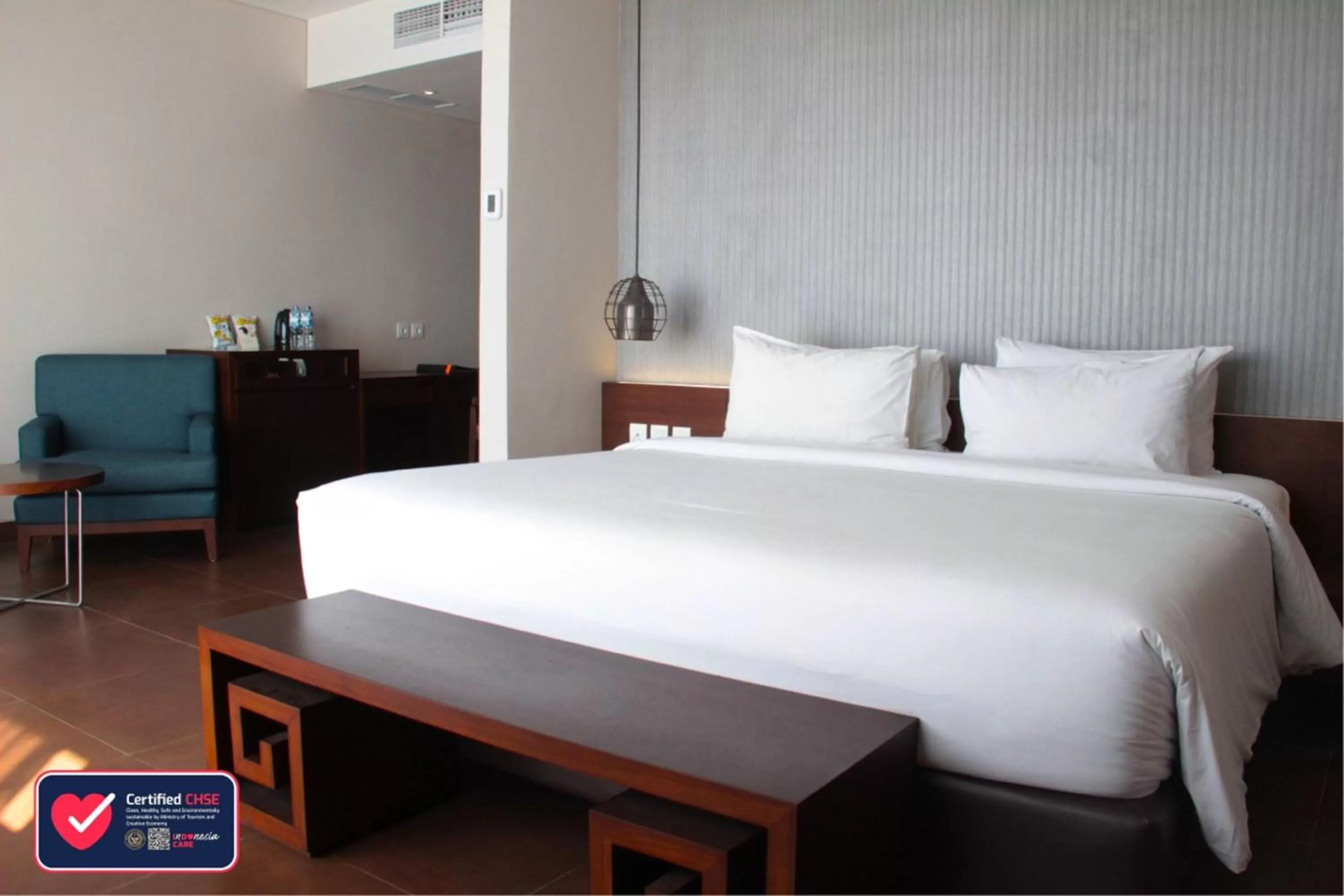 Bedroom, Bed in The Luxton Cirebon Hotel and Convention