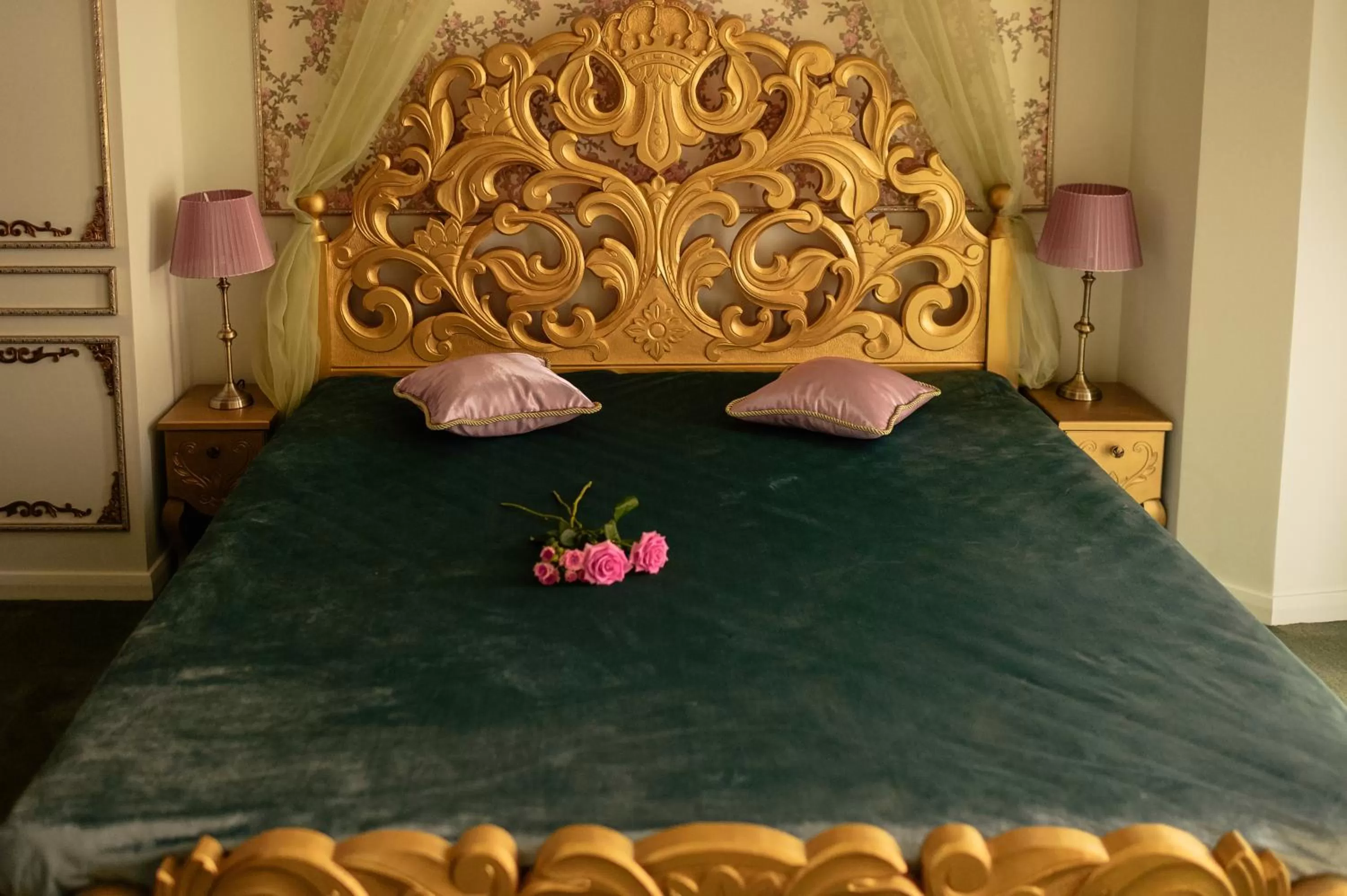 Bed in Belle Epoque Boutique (Adult Only)