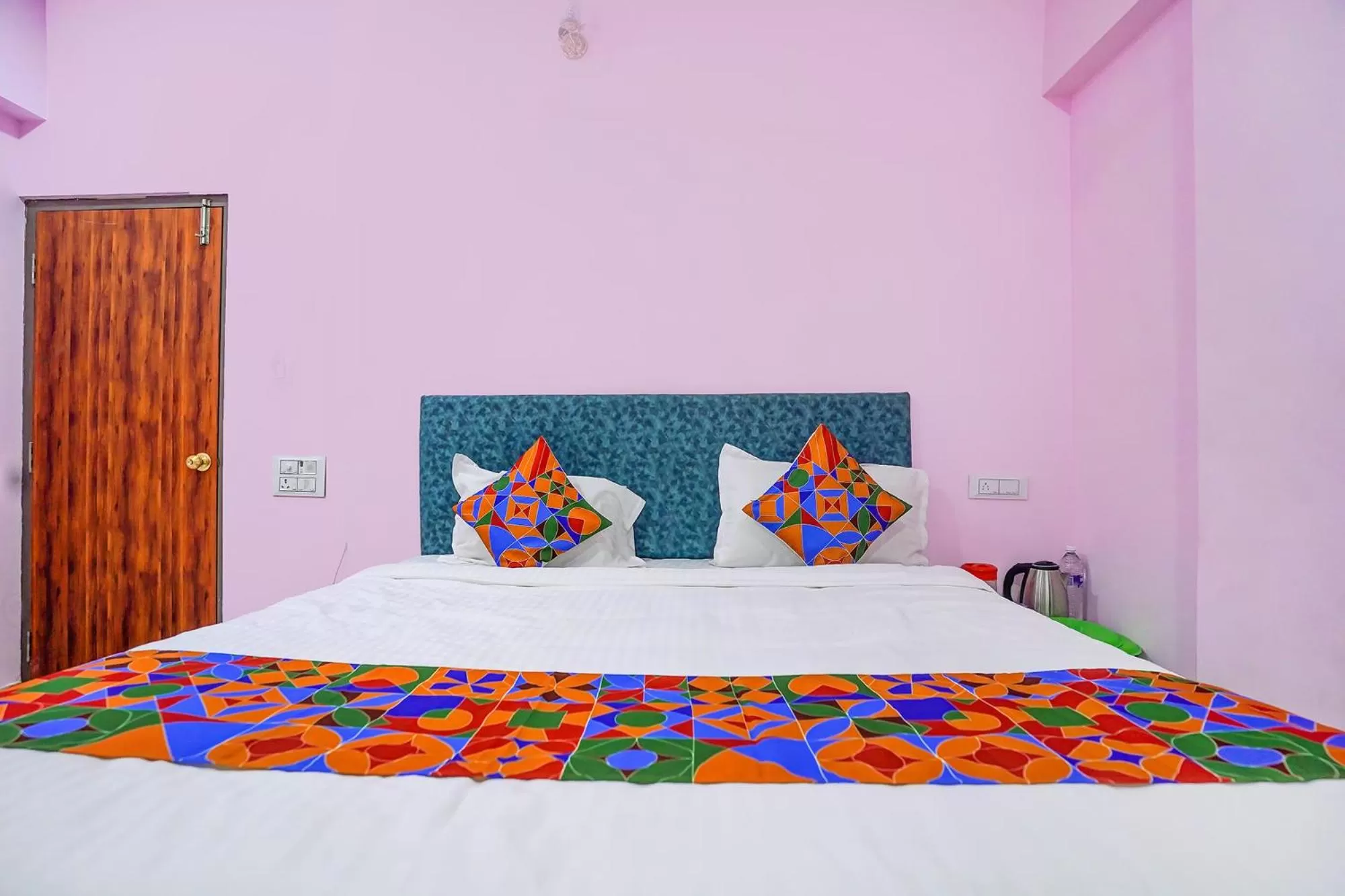 Bed in FabExpress IT Park, Pallikaranai