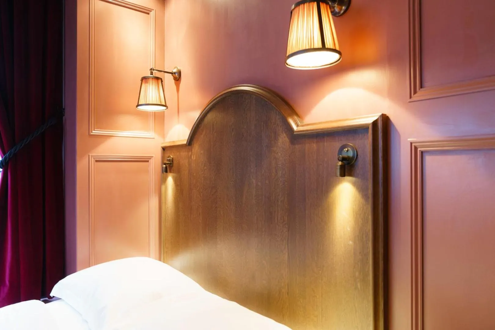 Bed in Mimi's Hotel Soho