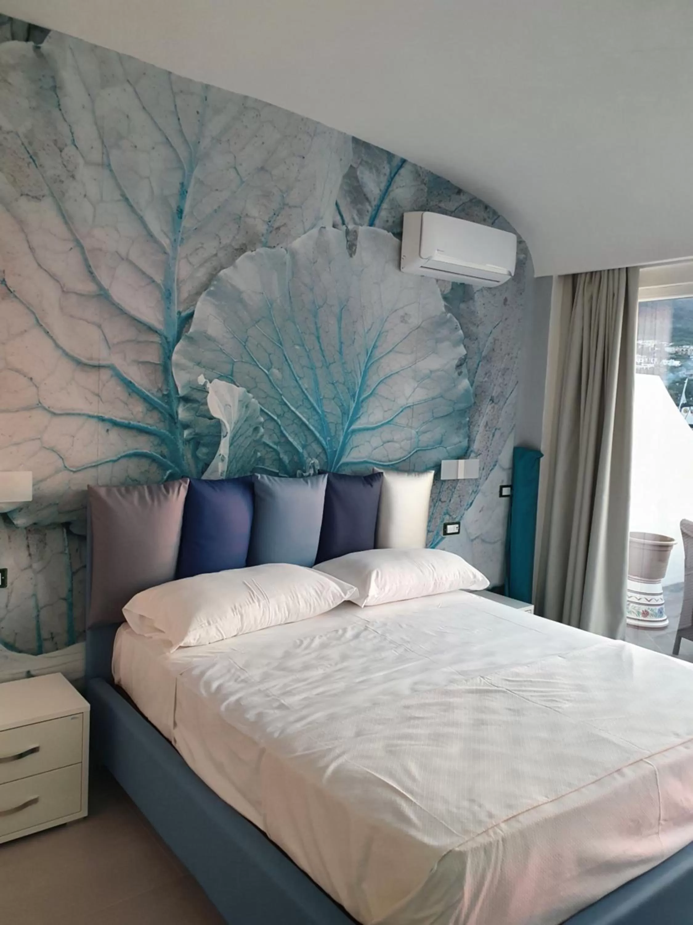 Bed in Clipper Suite