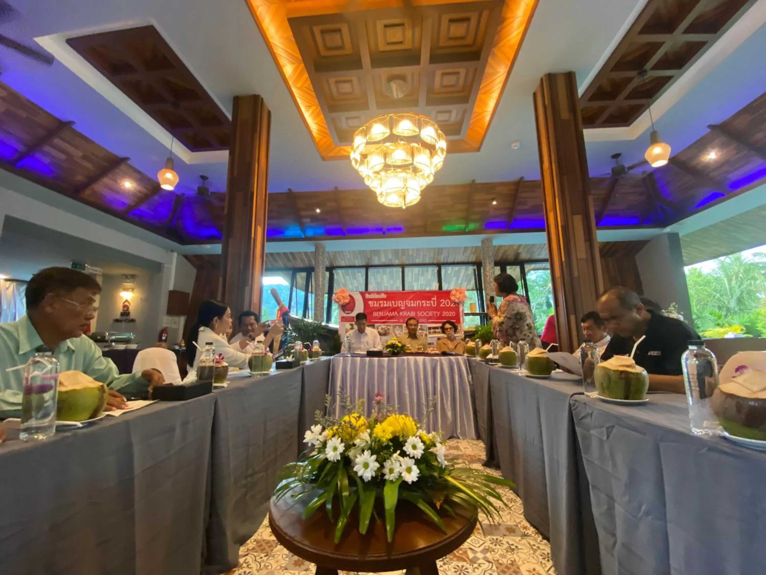 Restaurant/places to eat in The Scene Cliff View Villas