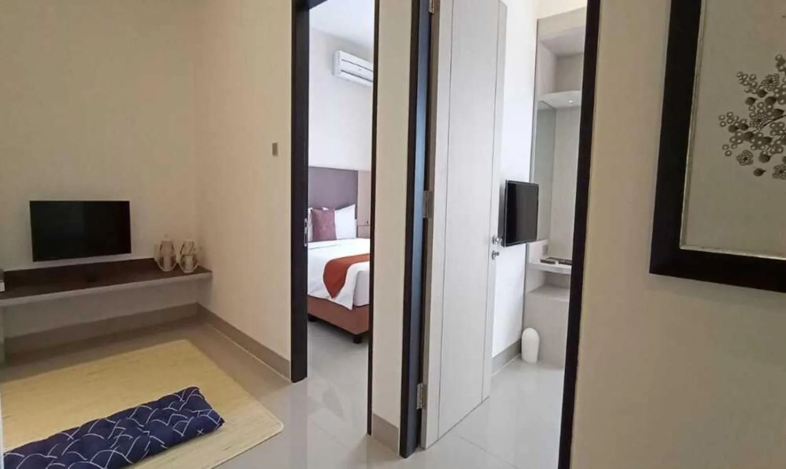 Bed in Sparks Odeon Sukabumi, ARTOTEL Curated