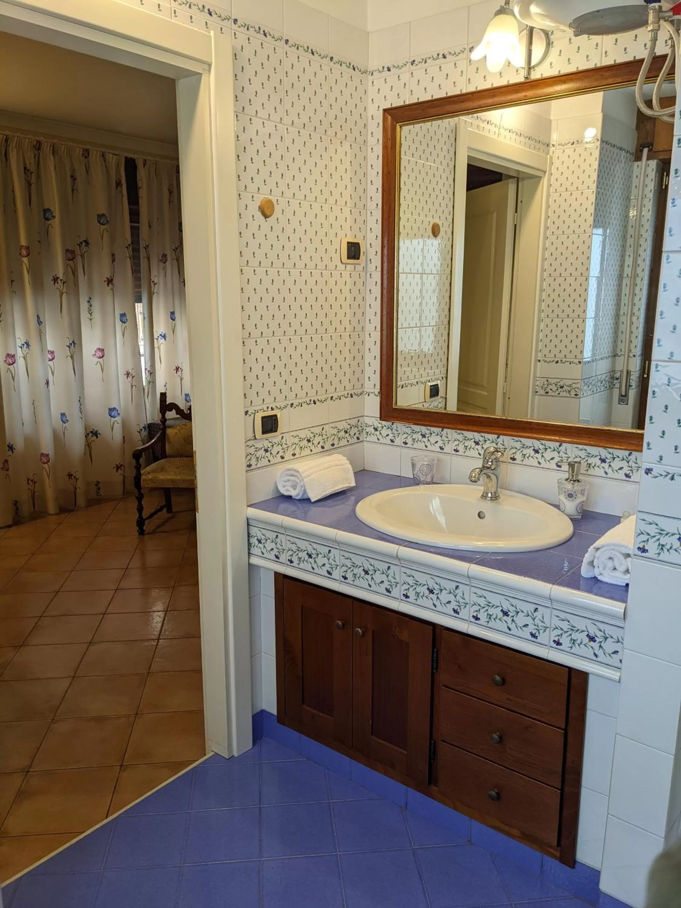 Bathroom in B&B Armonia