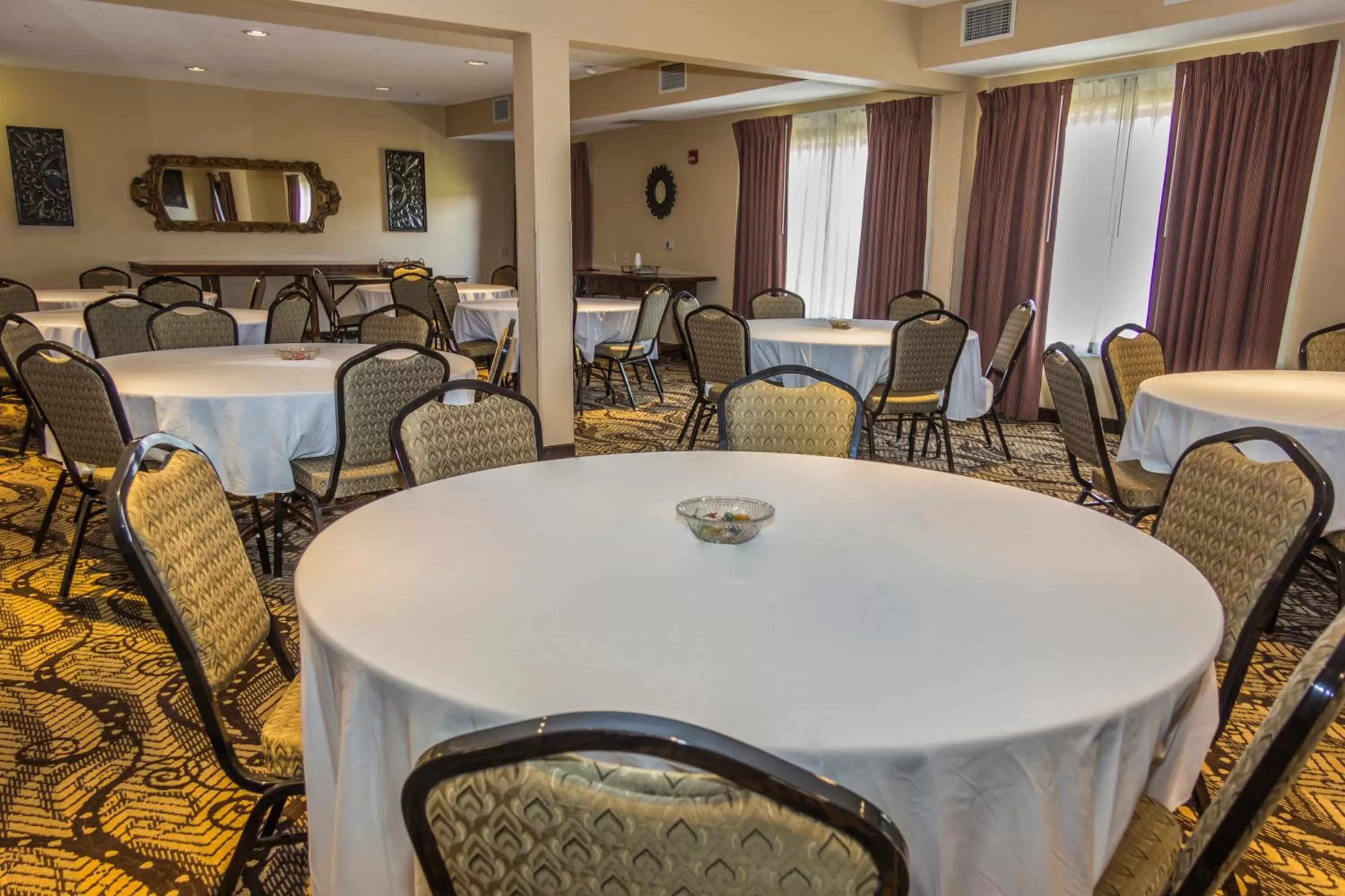 Meeting/conference room in MCM Elegante Lodge & Resorts
