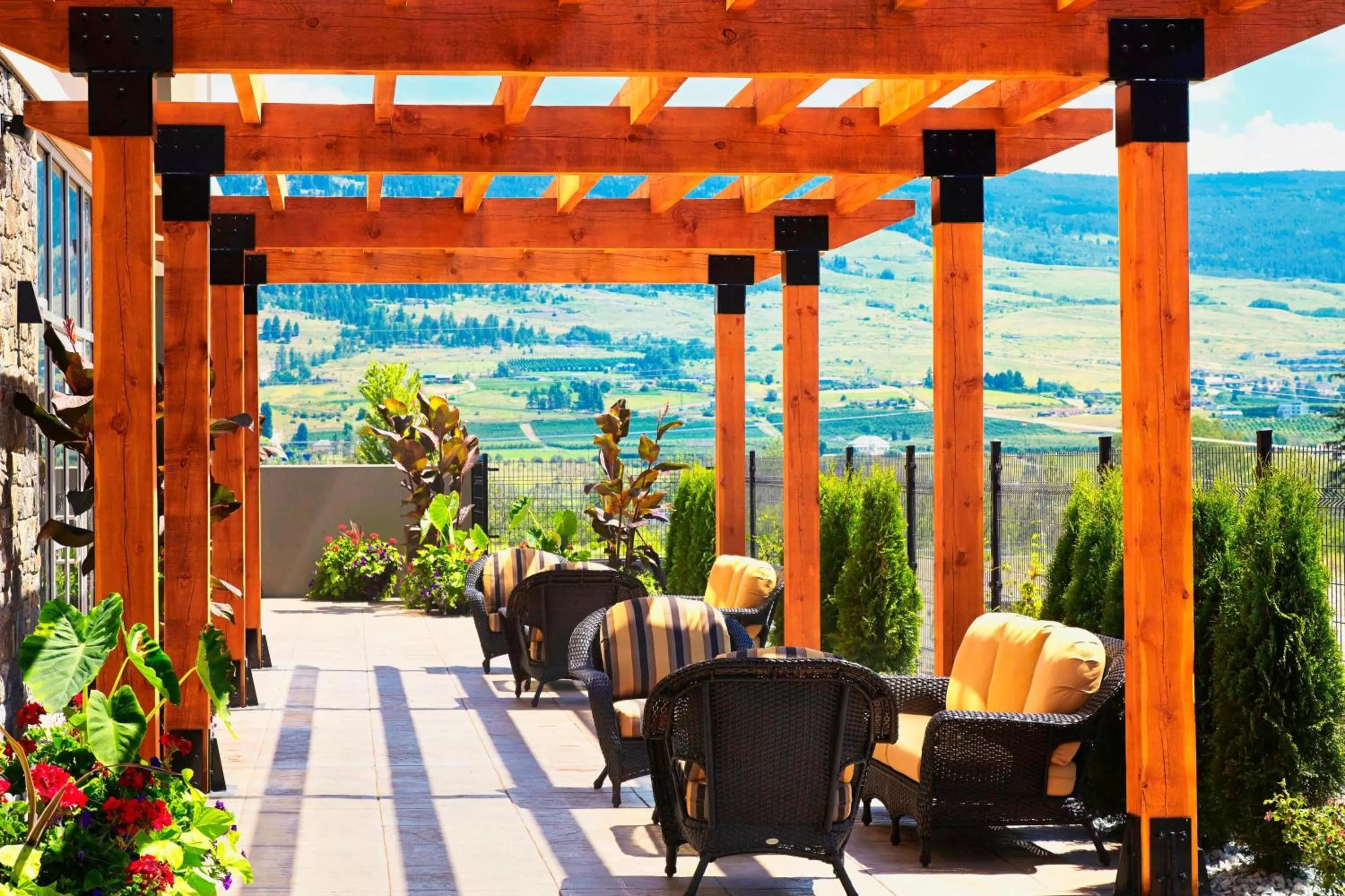 Meeting/conference room in Four Points by Sheraton Kelowna Airport