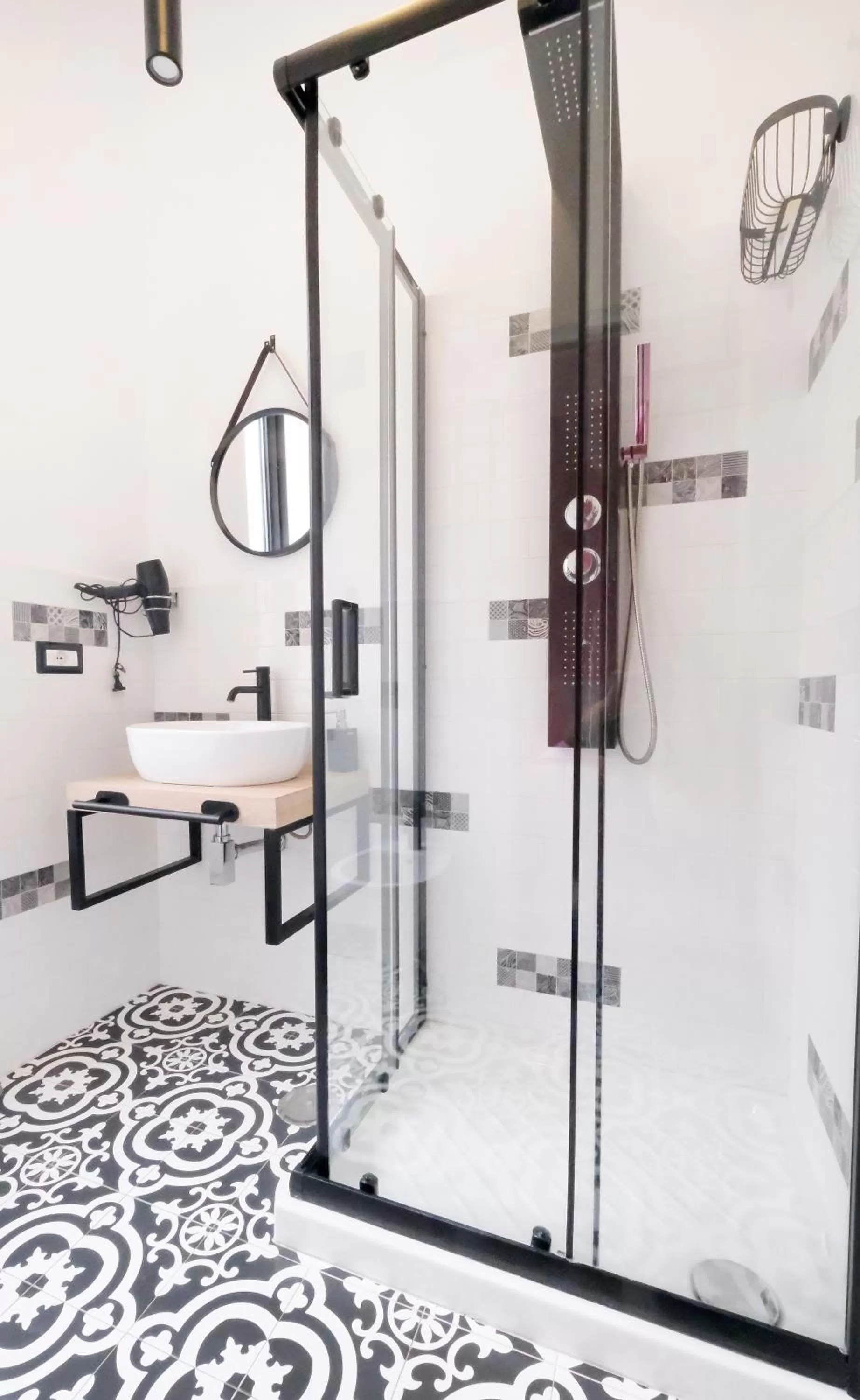 Bathroom in LH51 B&B