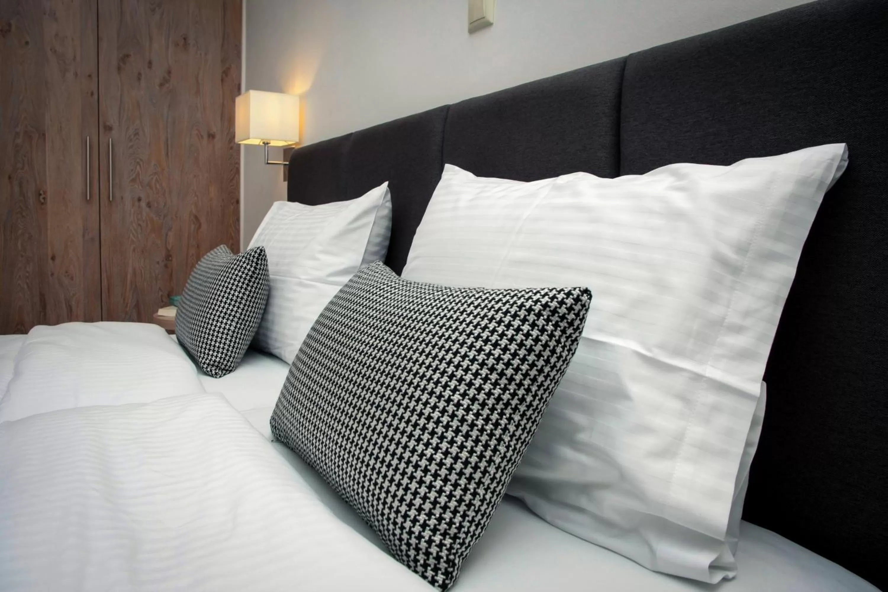 Bed in Green Hill Hotel