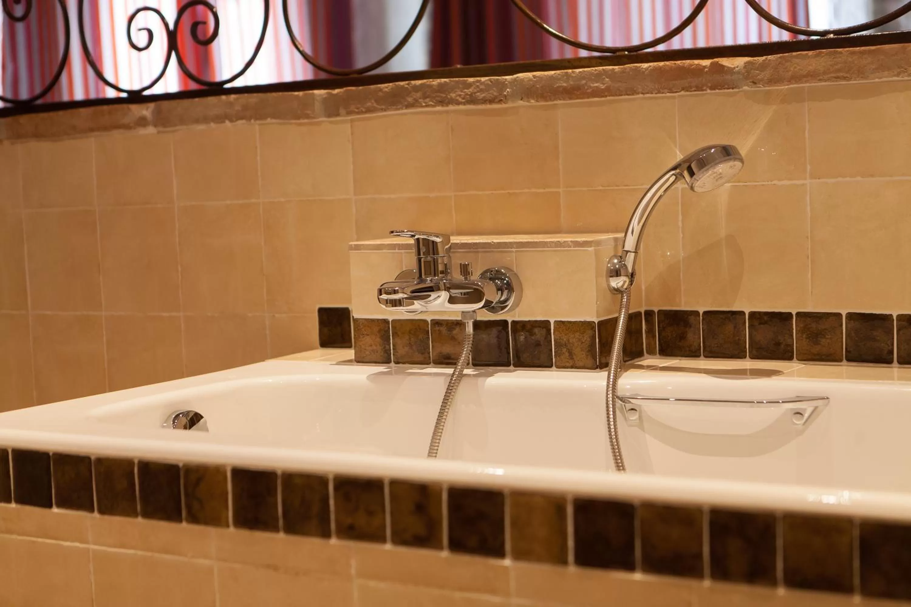 Bathroom in L' Escapade Hôtel & Restaurant