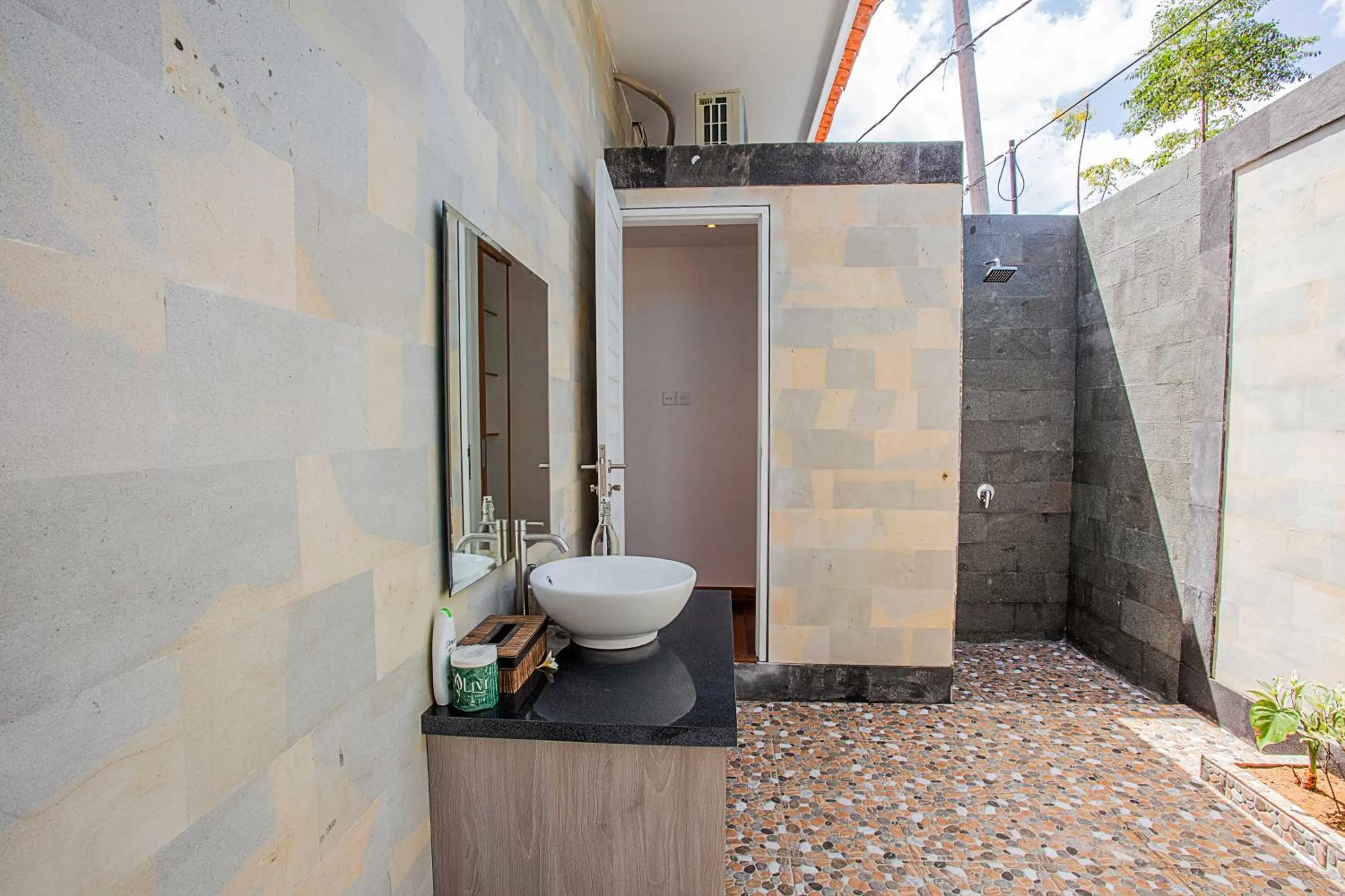 Sanghyang Bay Villas