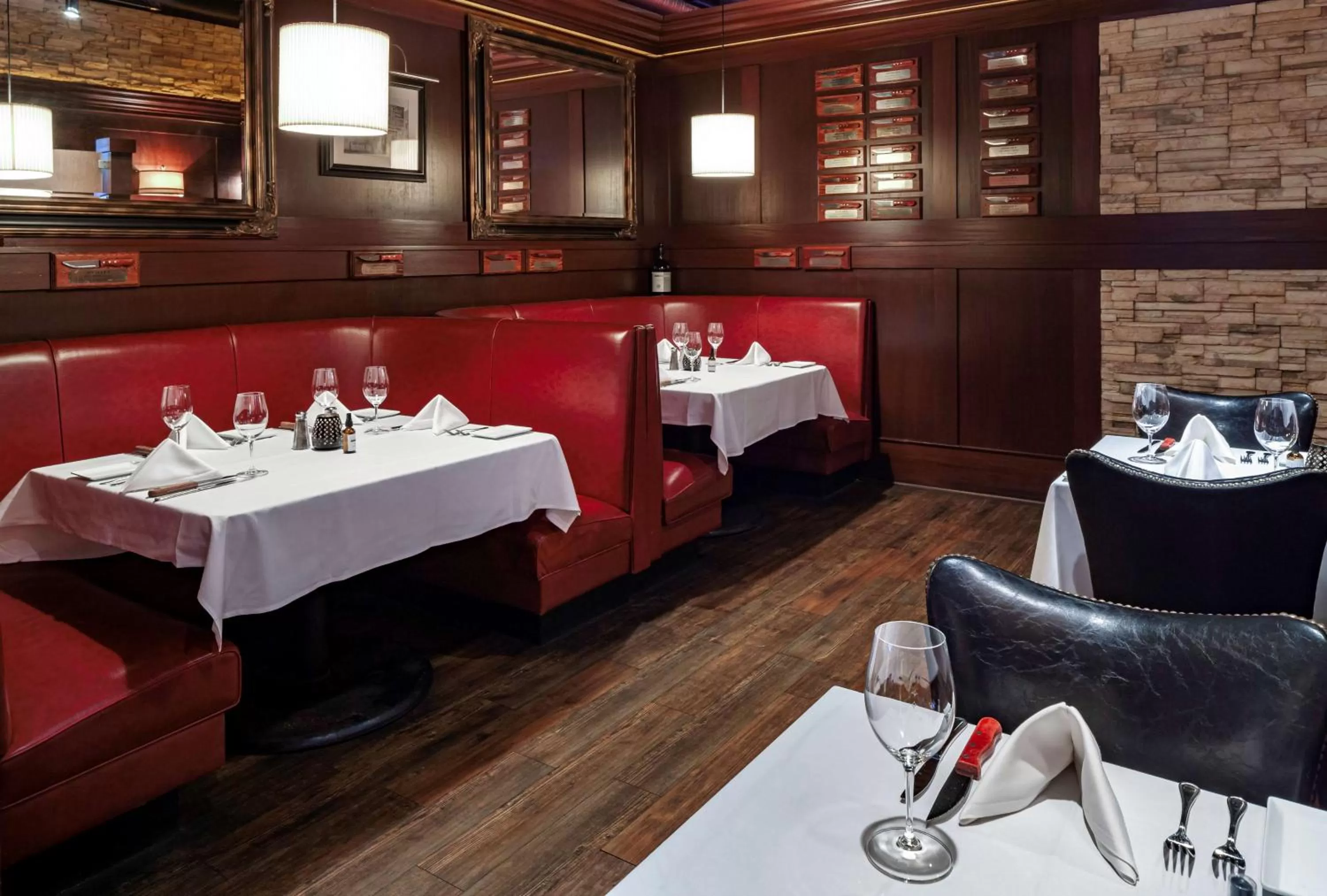 Restaurant/places to eat in Hilton Garden Inn Omaha Downtown-Old Market Area