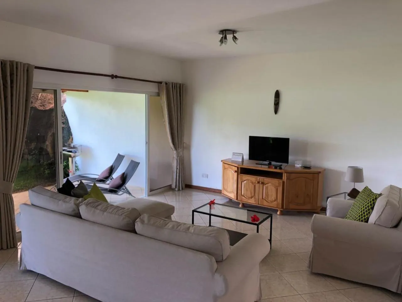 TV and multimedia in Sailfish Beach Villas
