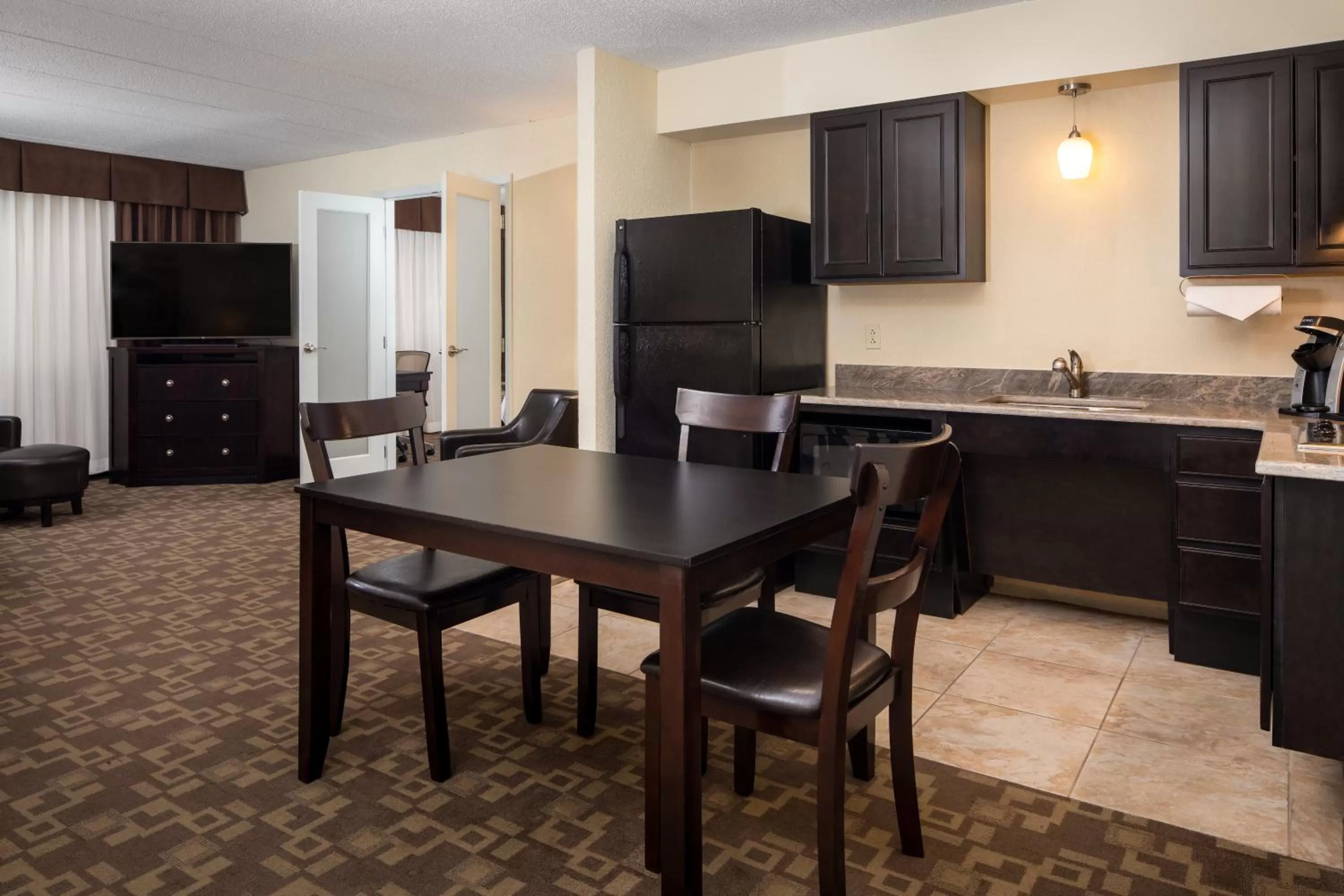 Photo of the whole room in Holiday Inn and Suites Charleston West by IHG