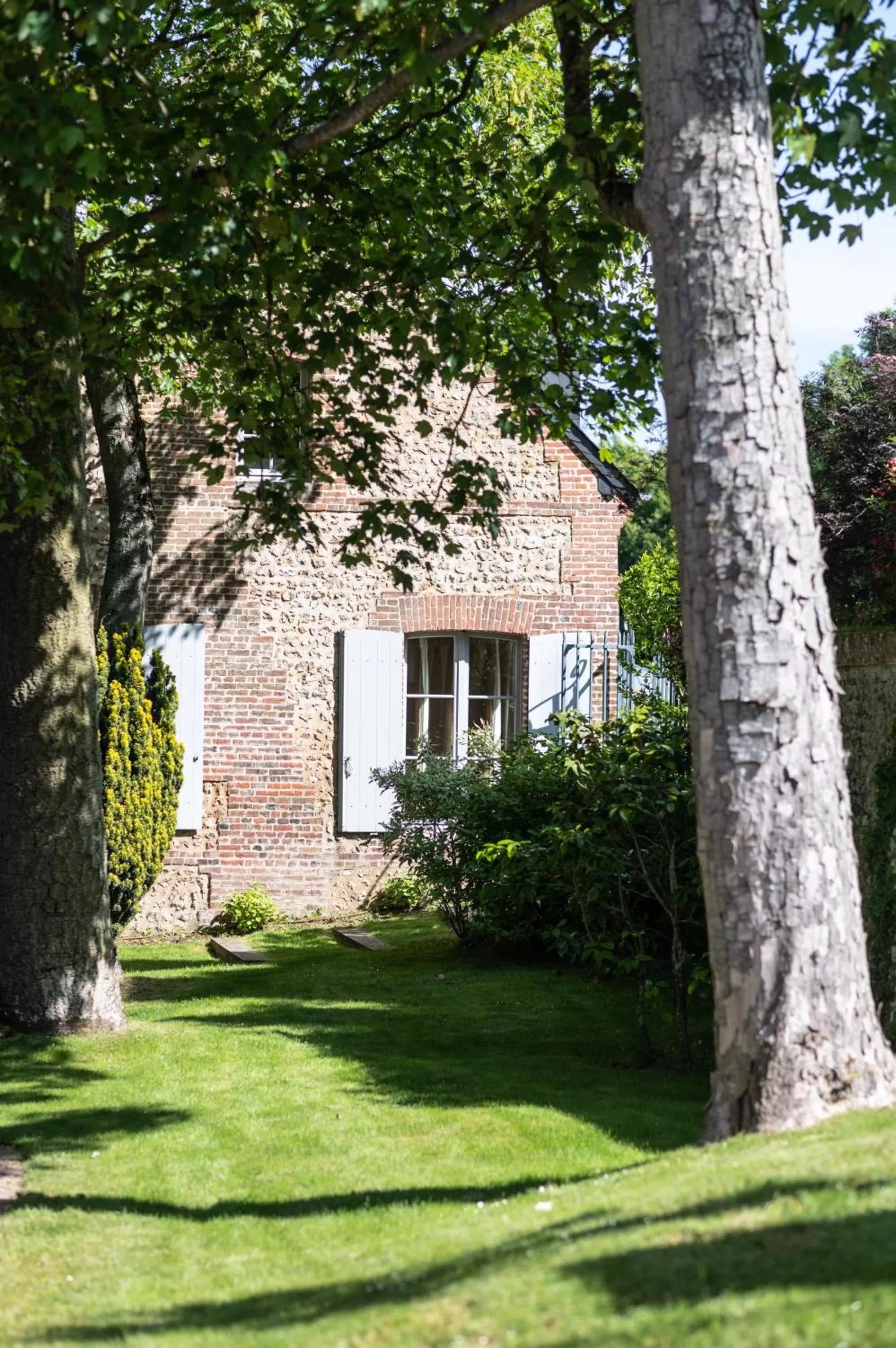 Property building in Le Clos de Grâce