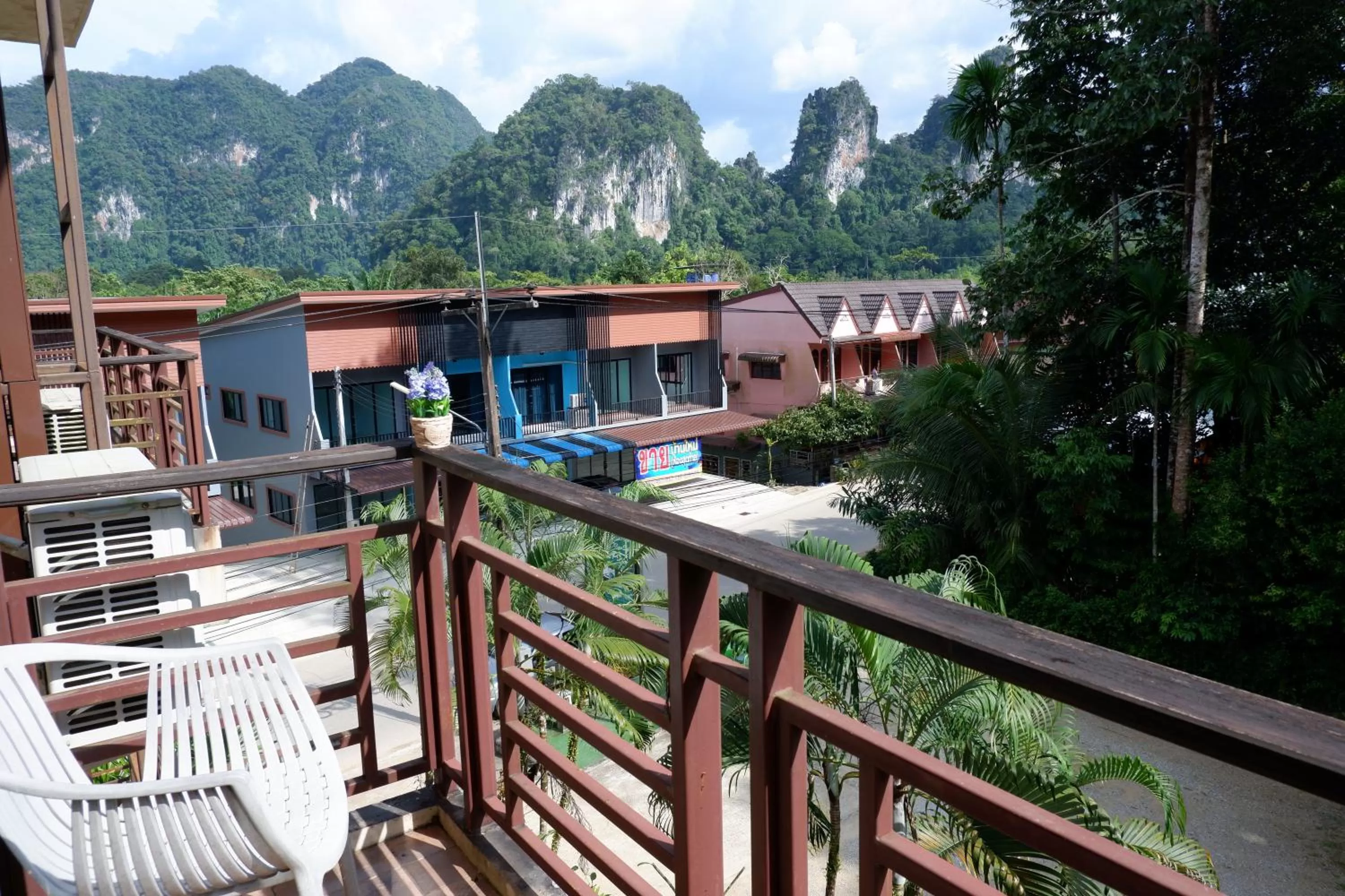 Neighbourhood in Khao Sok Nature Place - SHA Certified