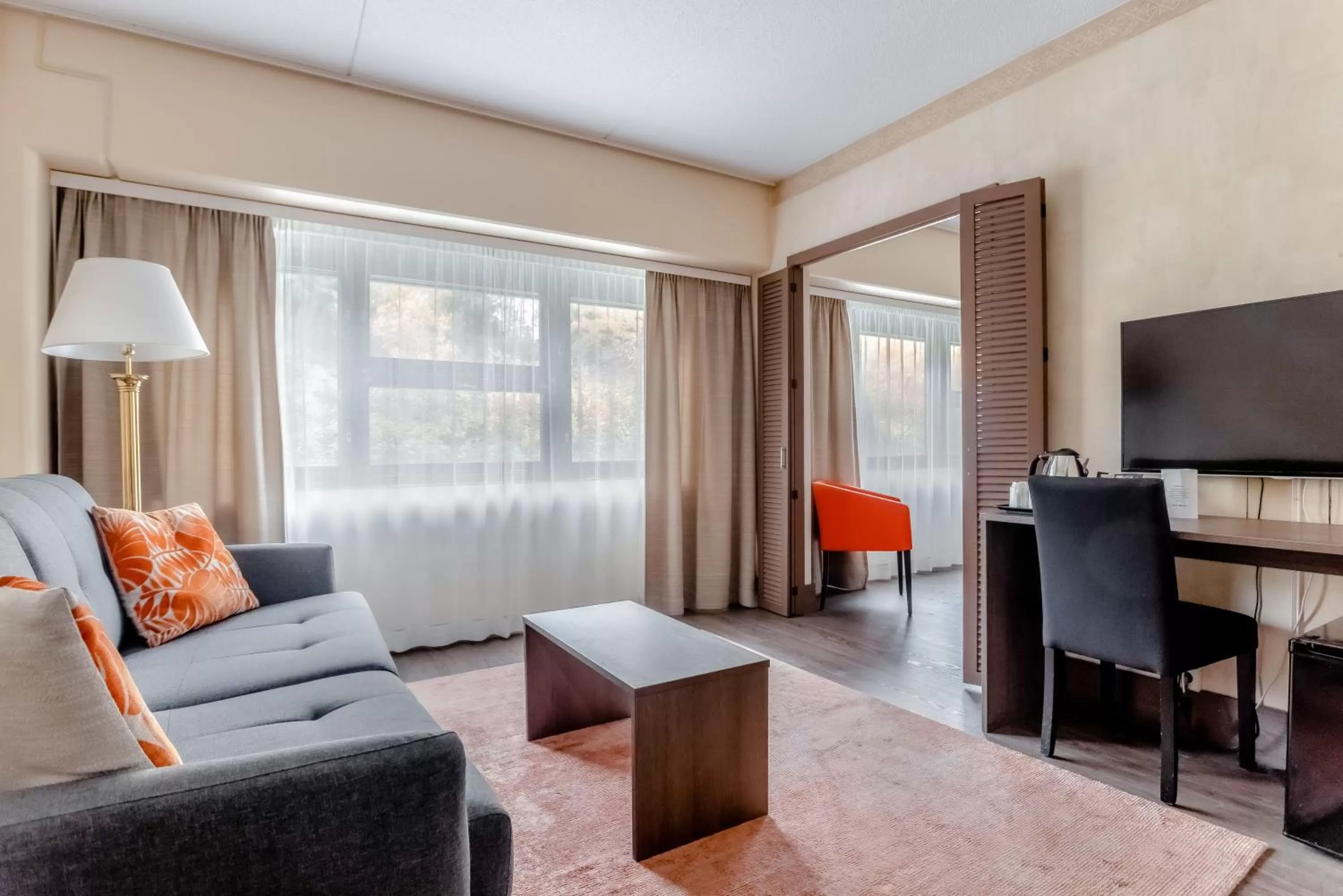 TV and multimedia in Holiday Club Turun Caribia