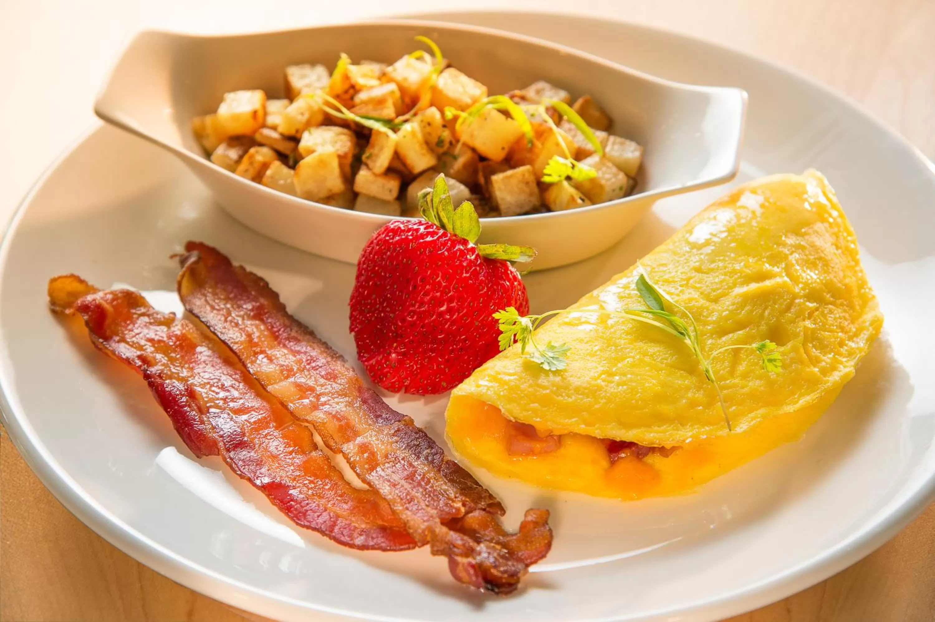 Restaurant/places to eat in Hotel Indigo Traverse City by IHG