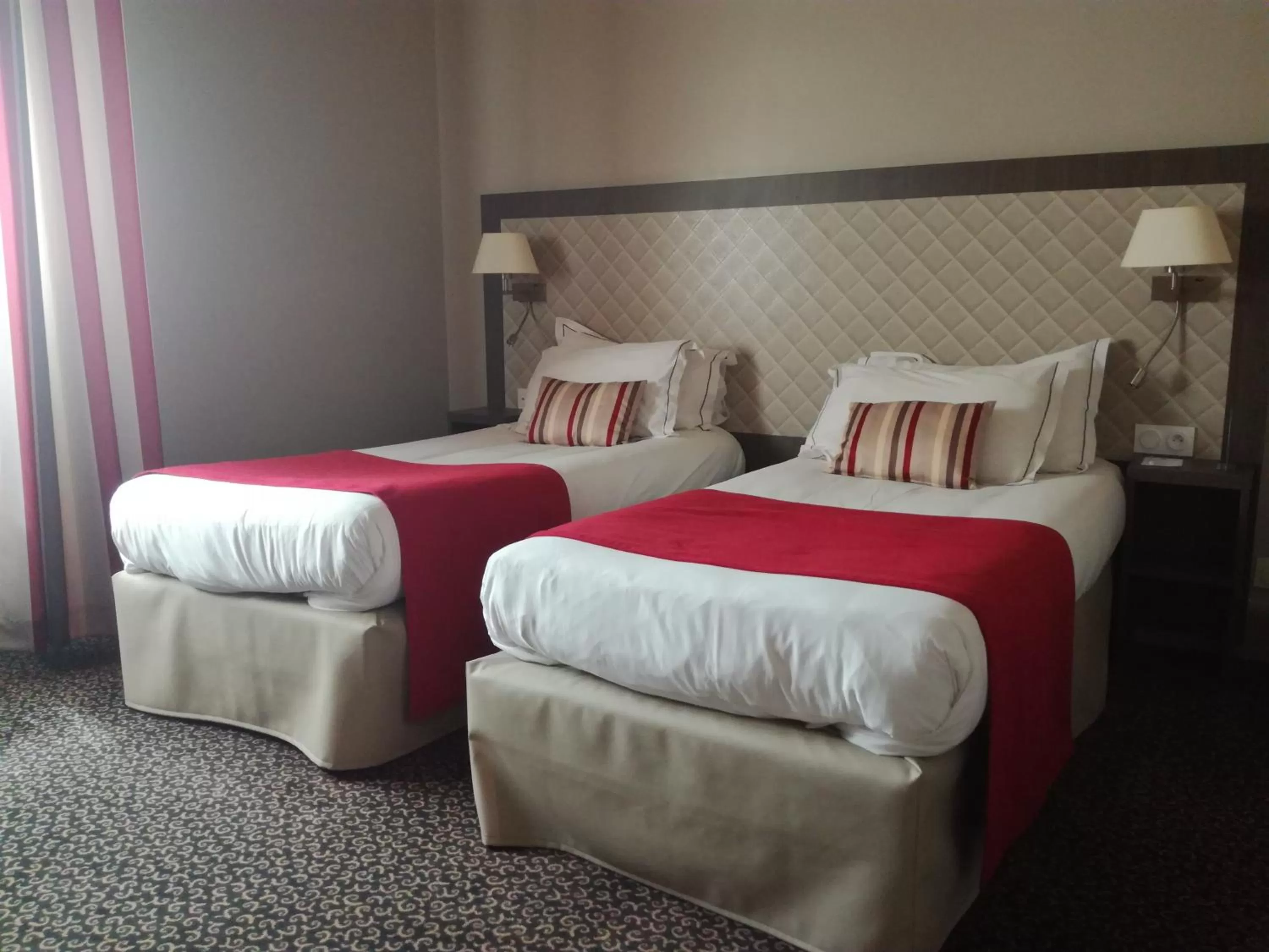 Bedroom, Bed in Best Western Central Hotel