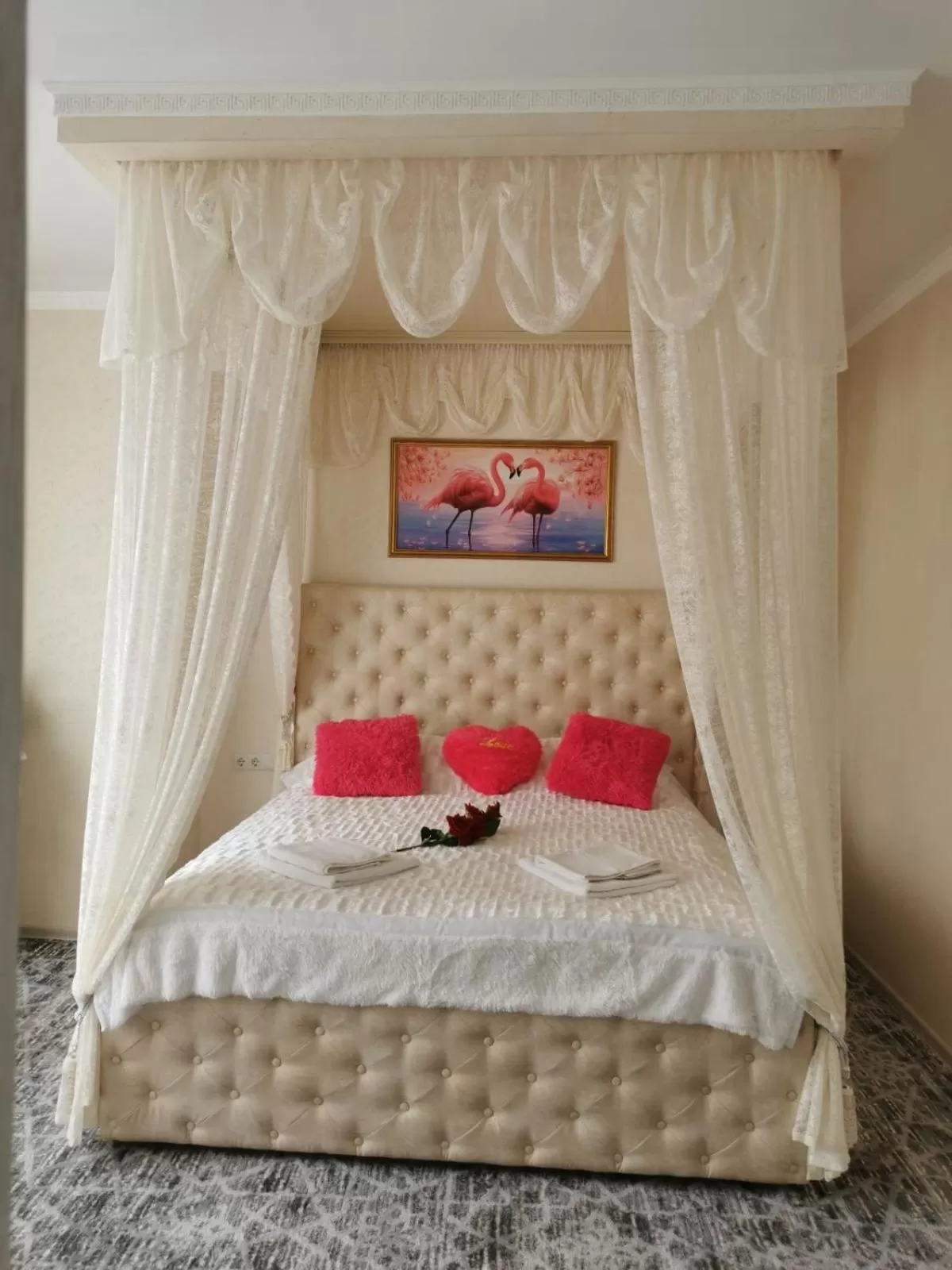Bed in Monte-Kristo Hotel