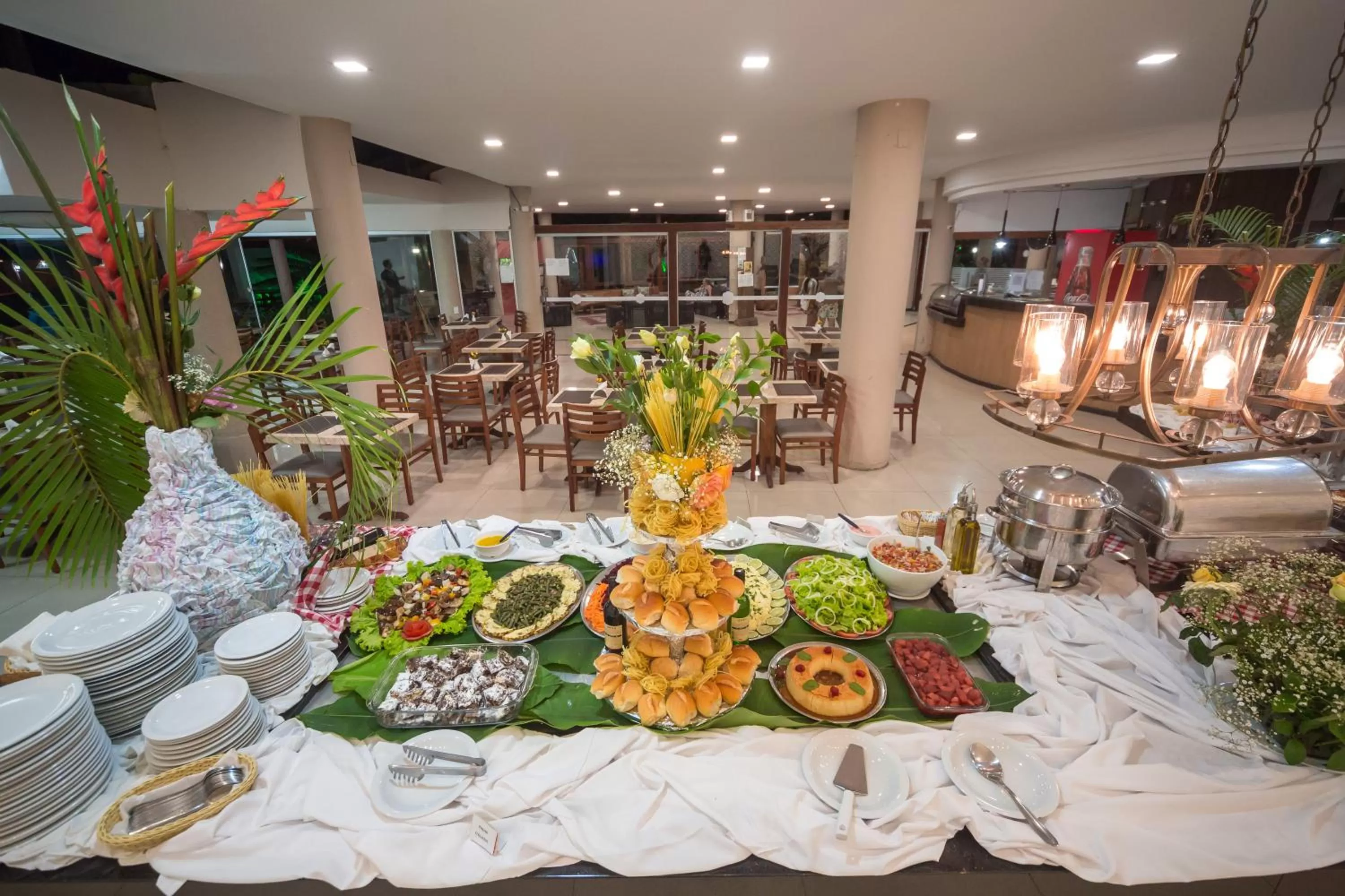 Food and drinks in Floral Inn Family